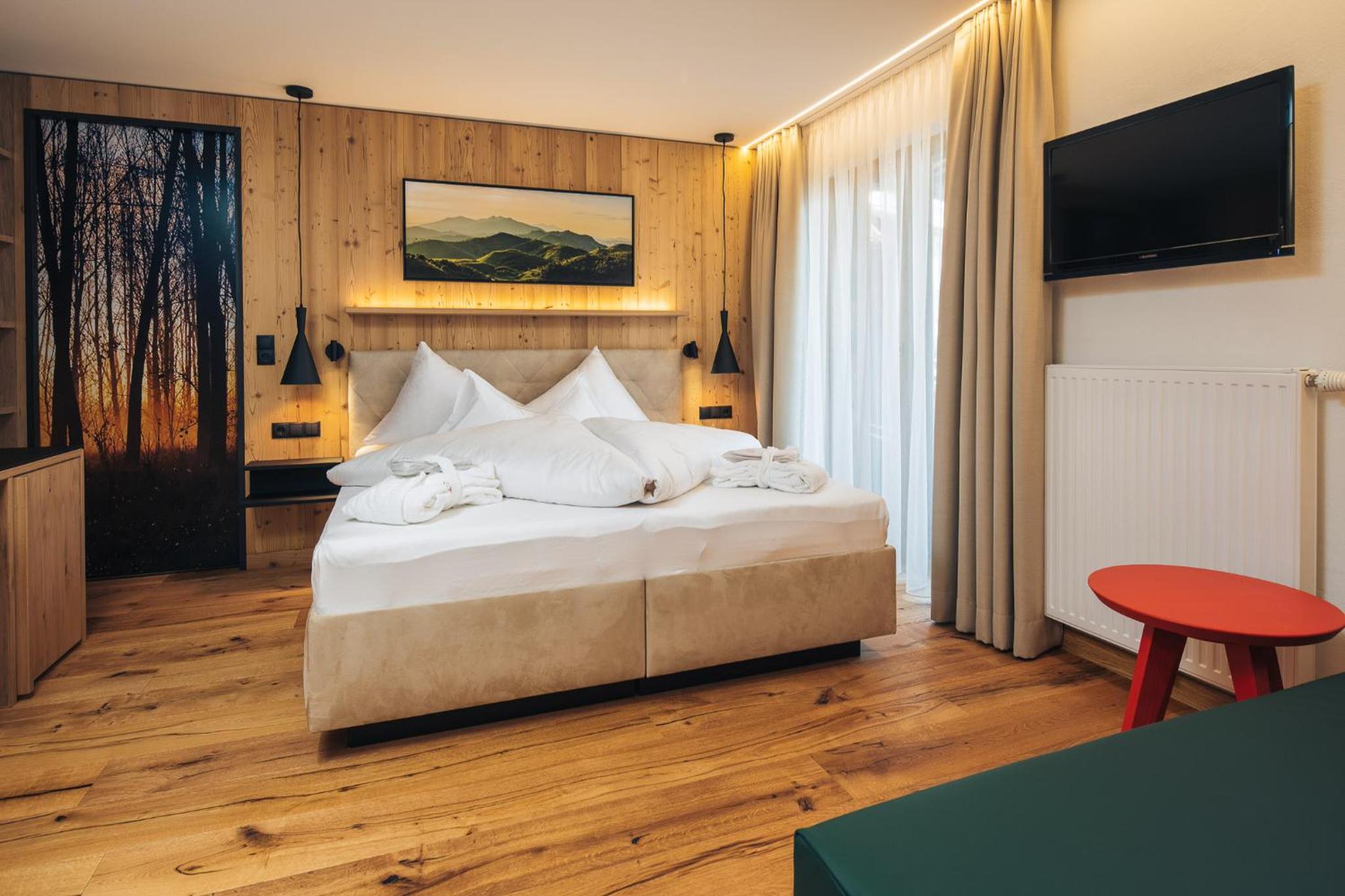 Budget Double or Twin Room photo 2