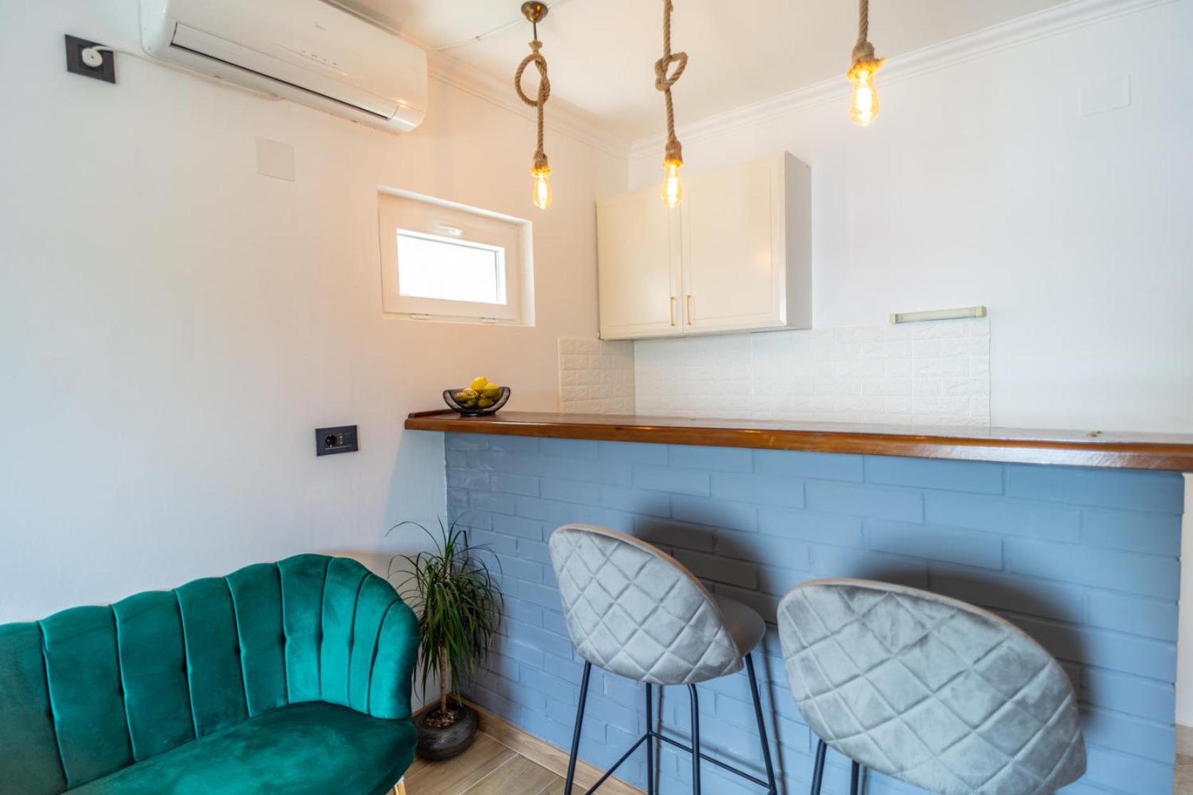 Studio Apartment with Shared Terrace and Sea View photo 3