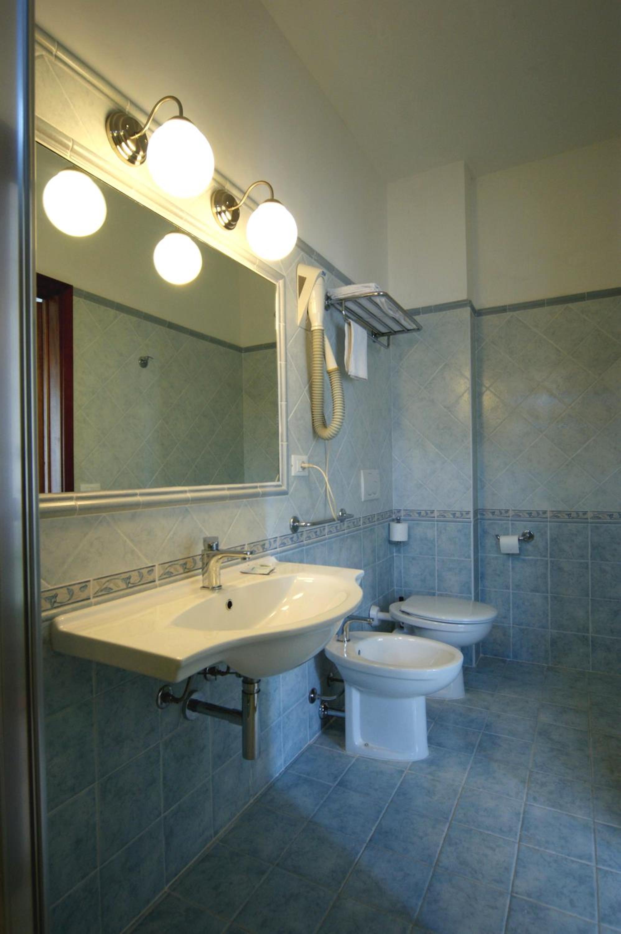 Double or Twin Room photo 2