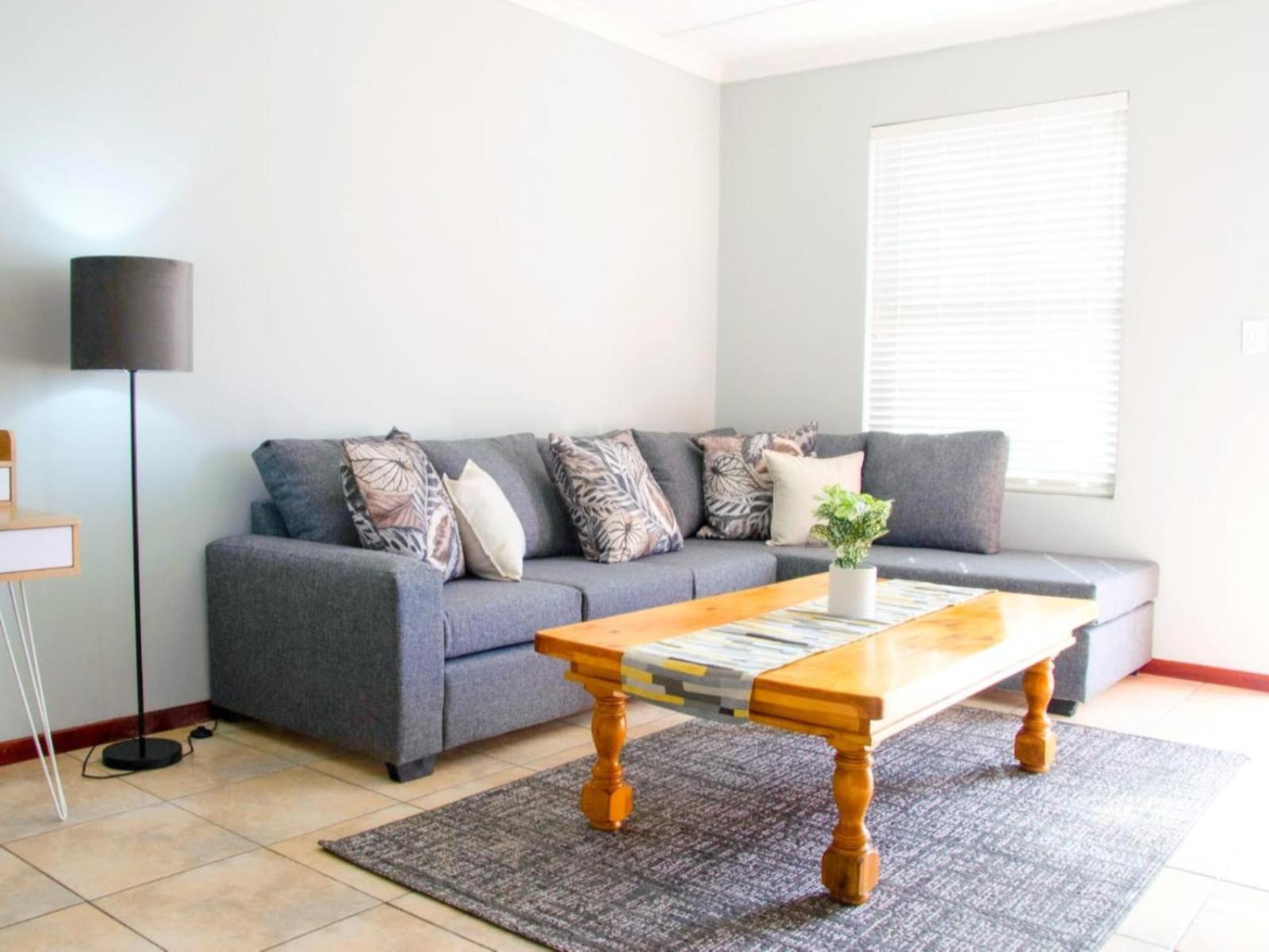 Apartment photo 2
