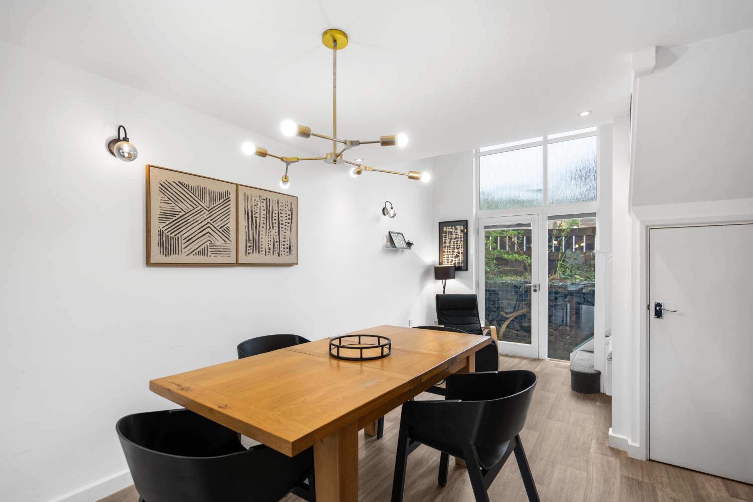 Two-Bedroom House - Photo 11