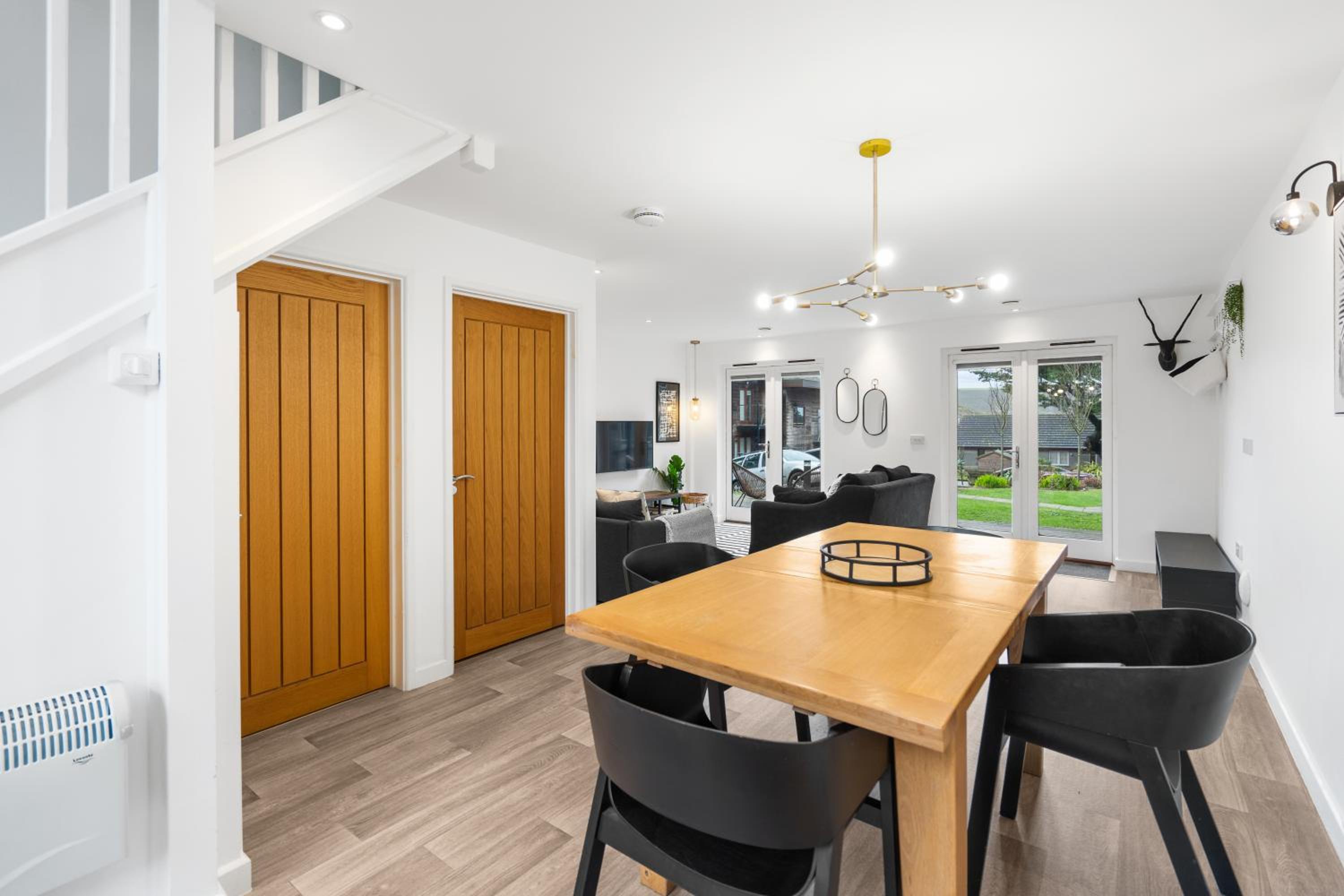 Two-Bedroom House - Photo 12