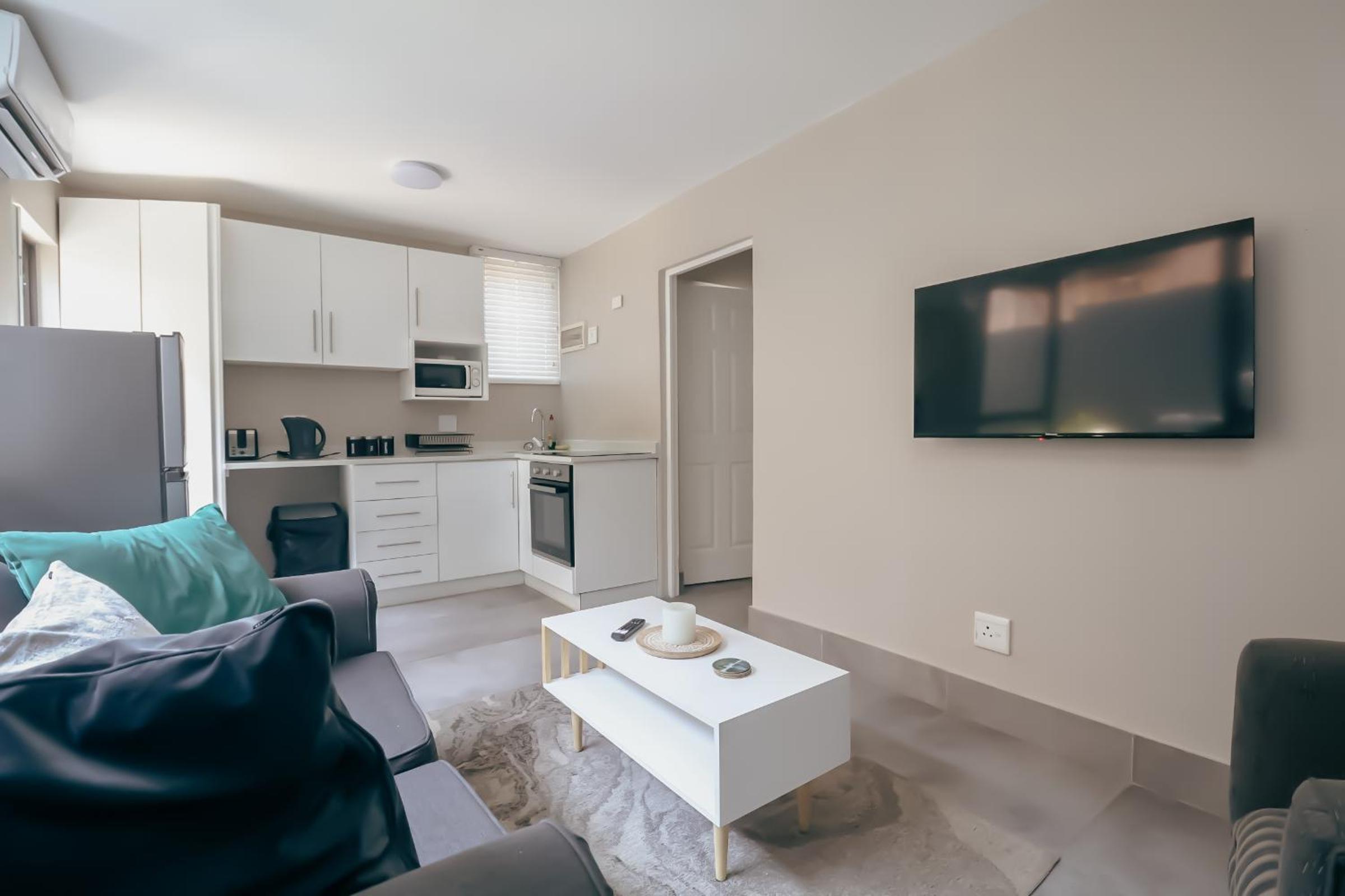 One-Bedroom Cottage - Photo 10