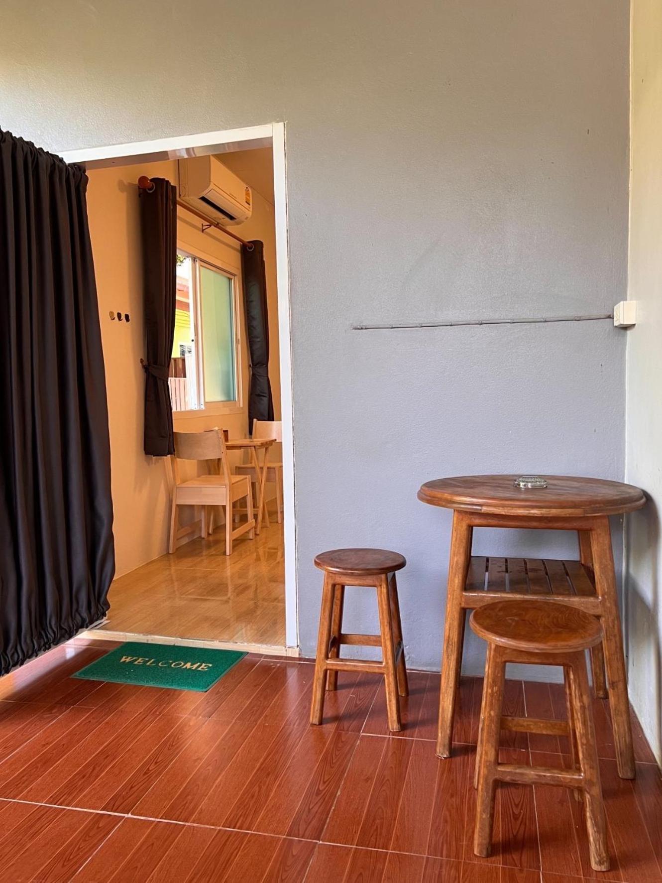 Budget Double Room - Photo 2