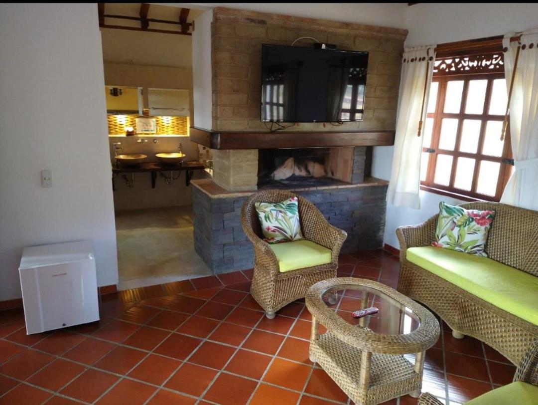 Deluxe Suite with Spa Bath photo 1