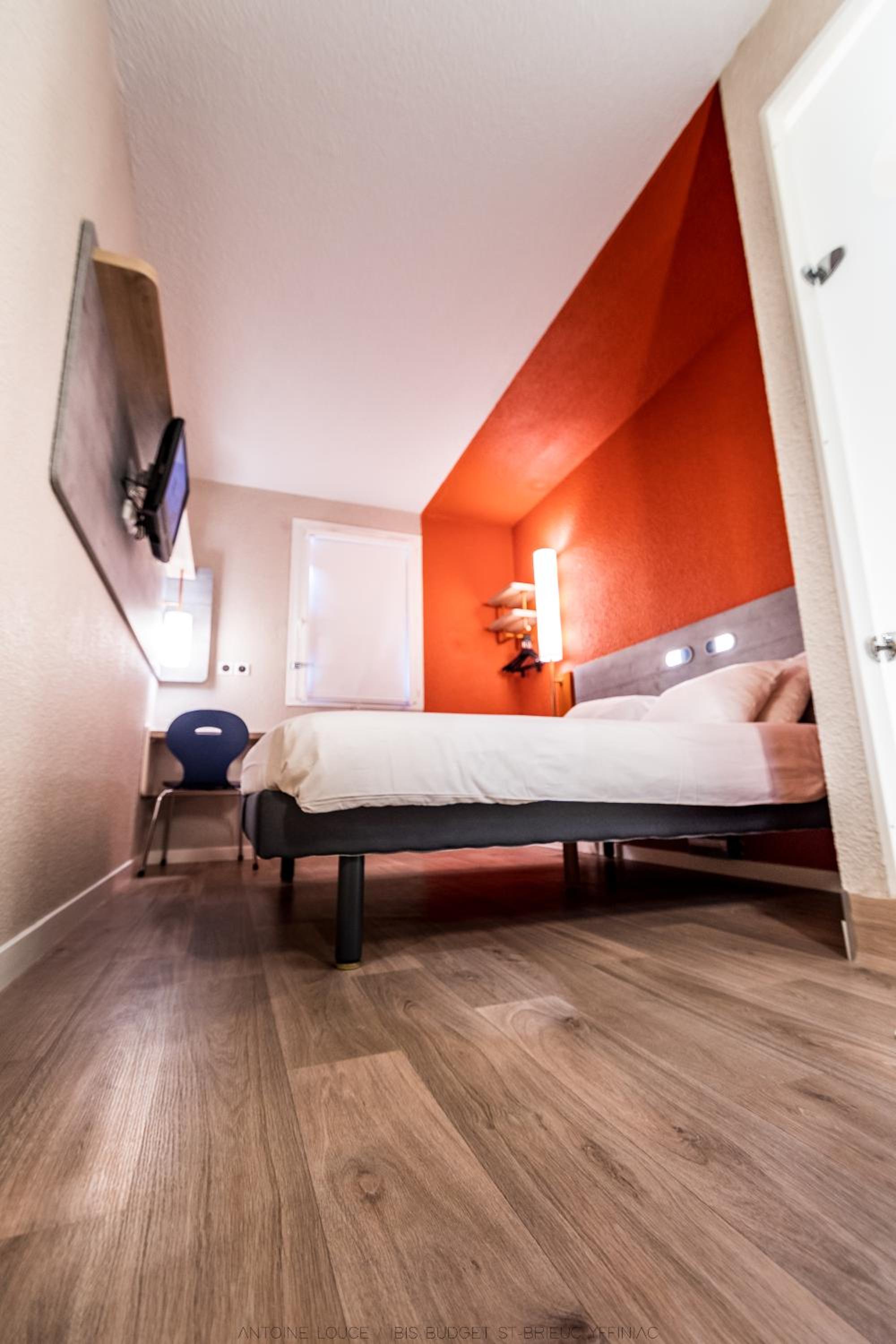 Double Room - Photo 2