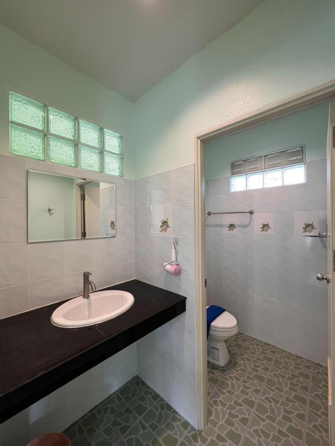 Standard Triple Room - Photo 2