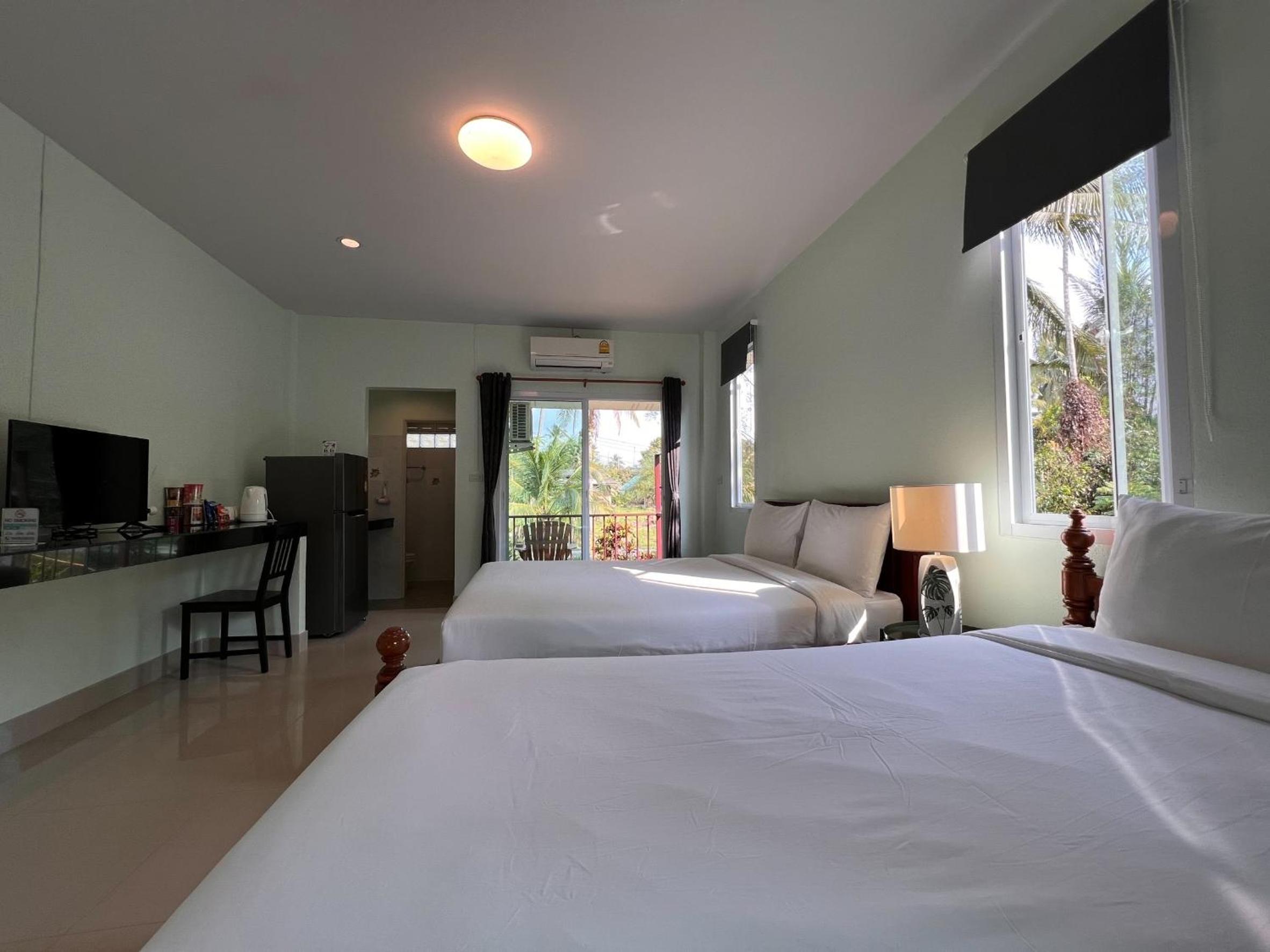 Standard Triple Room - Photo 10