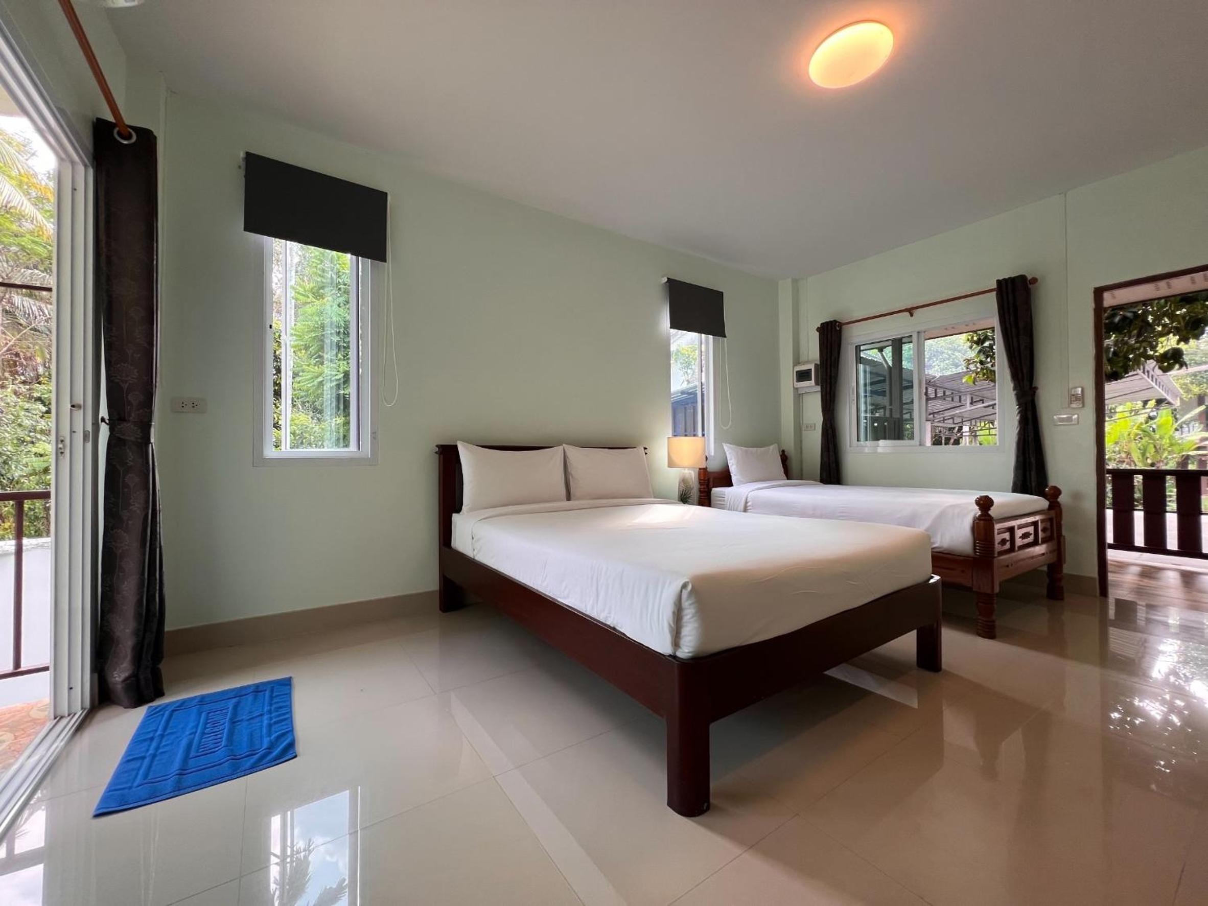 Standard Triple Room - Photo 9