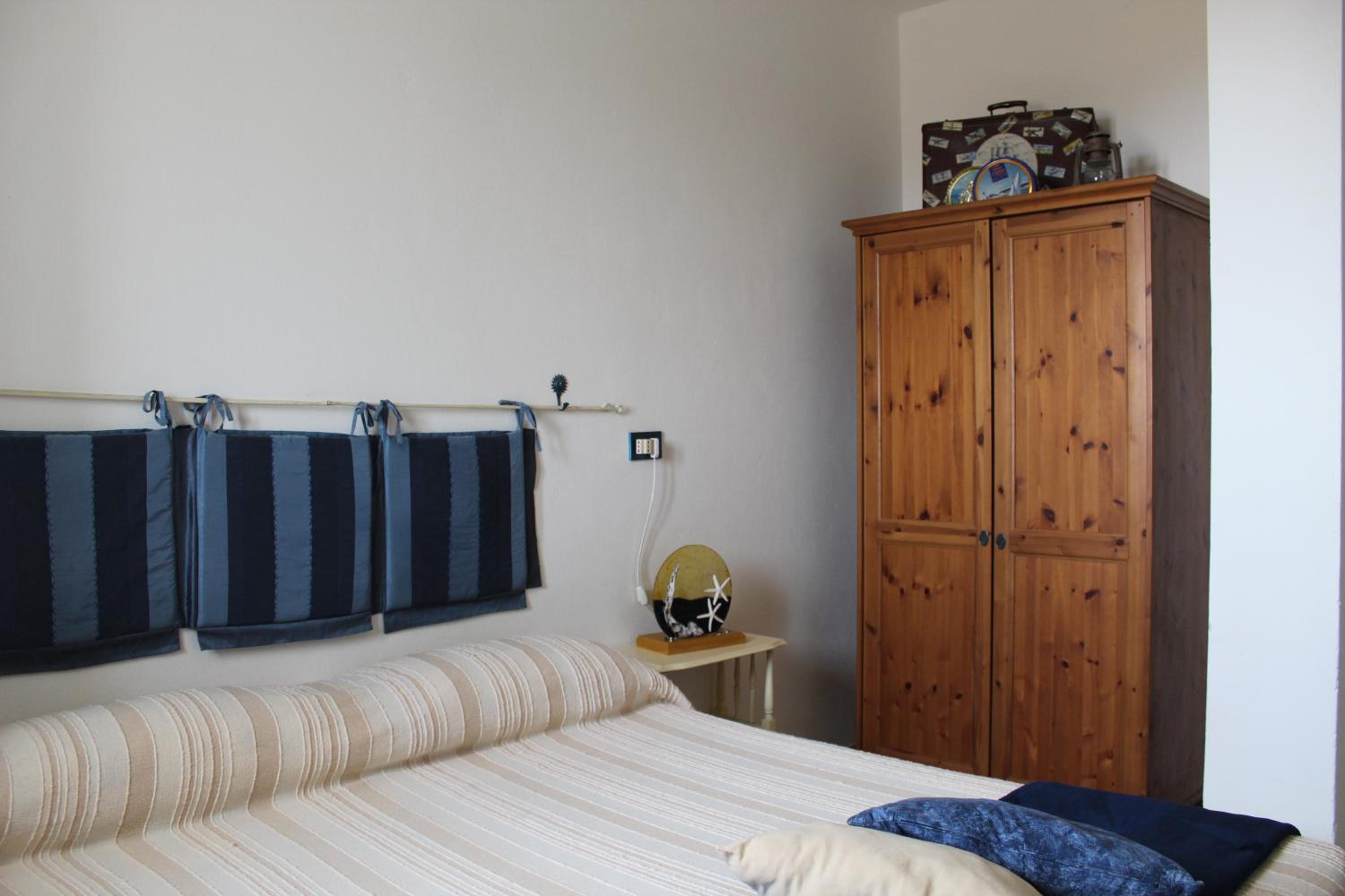 One-Bedroom Apartment with Sea View photo 1
