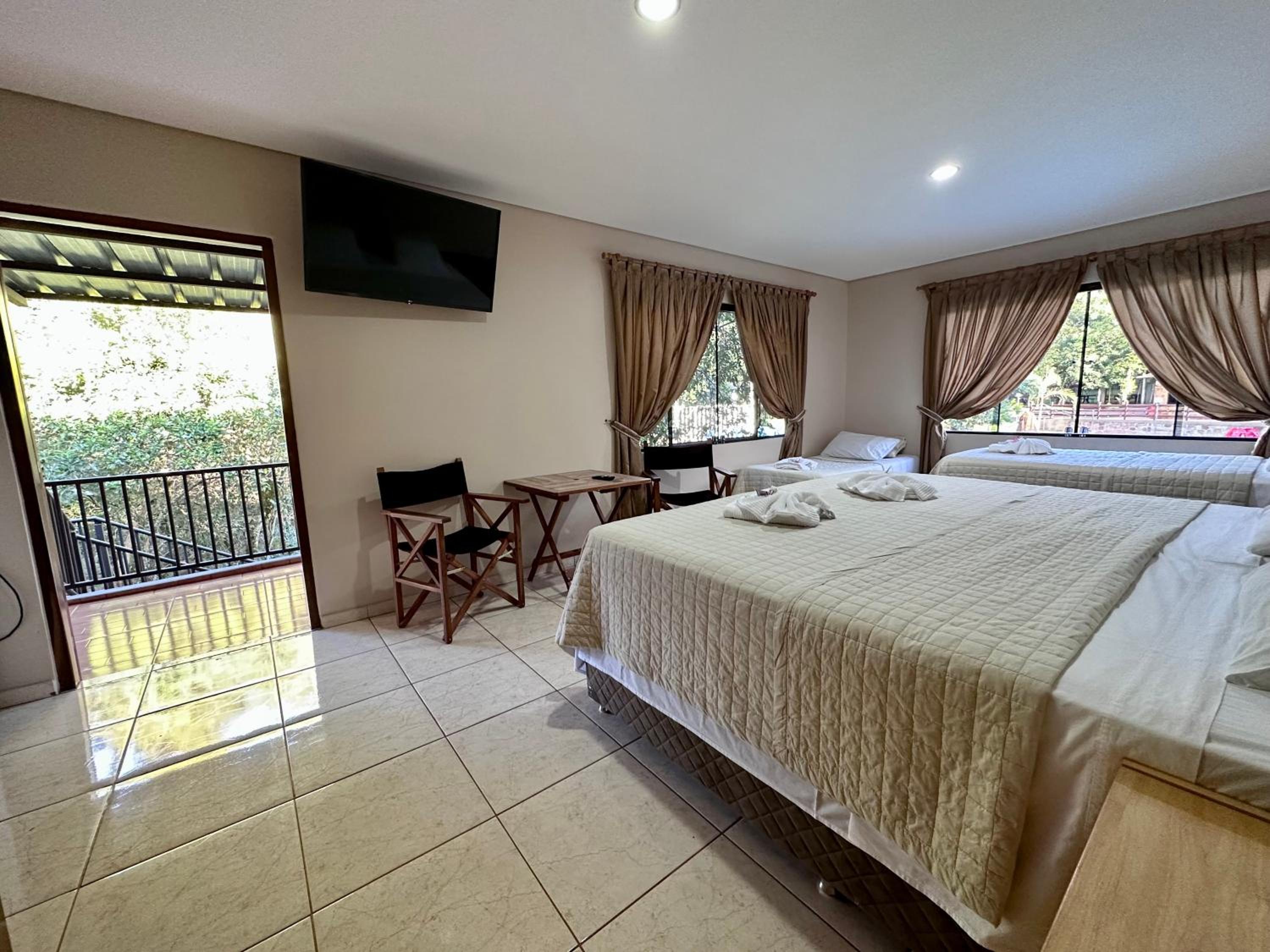 Quadruple Room with Balcony photo 3