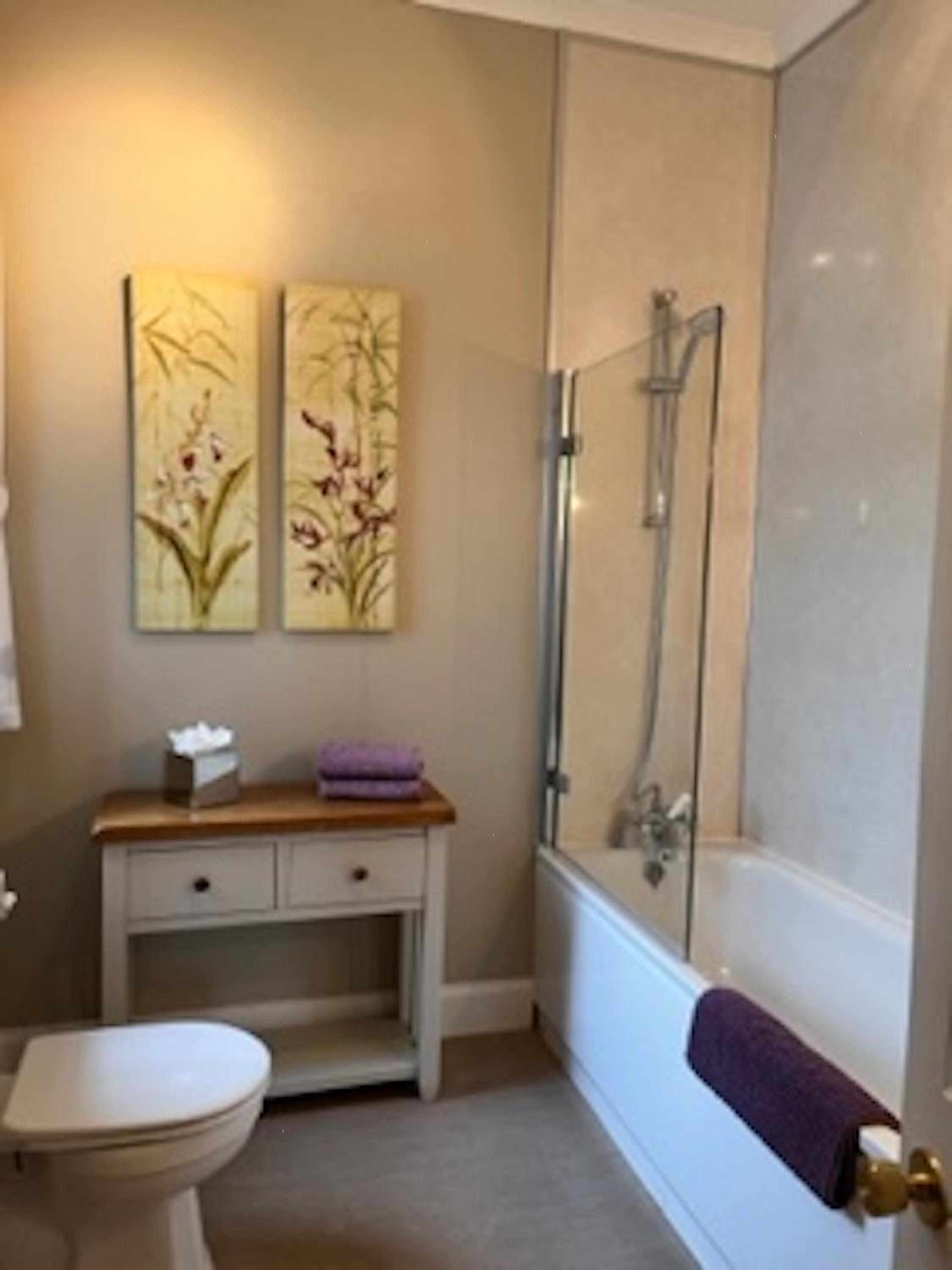 Deluxe King Room photo 3