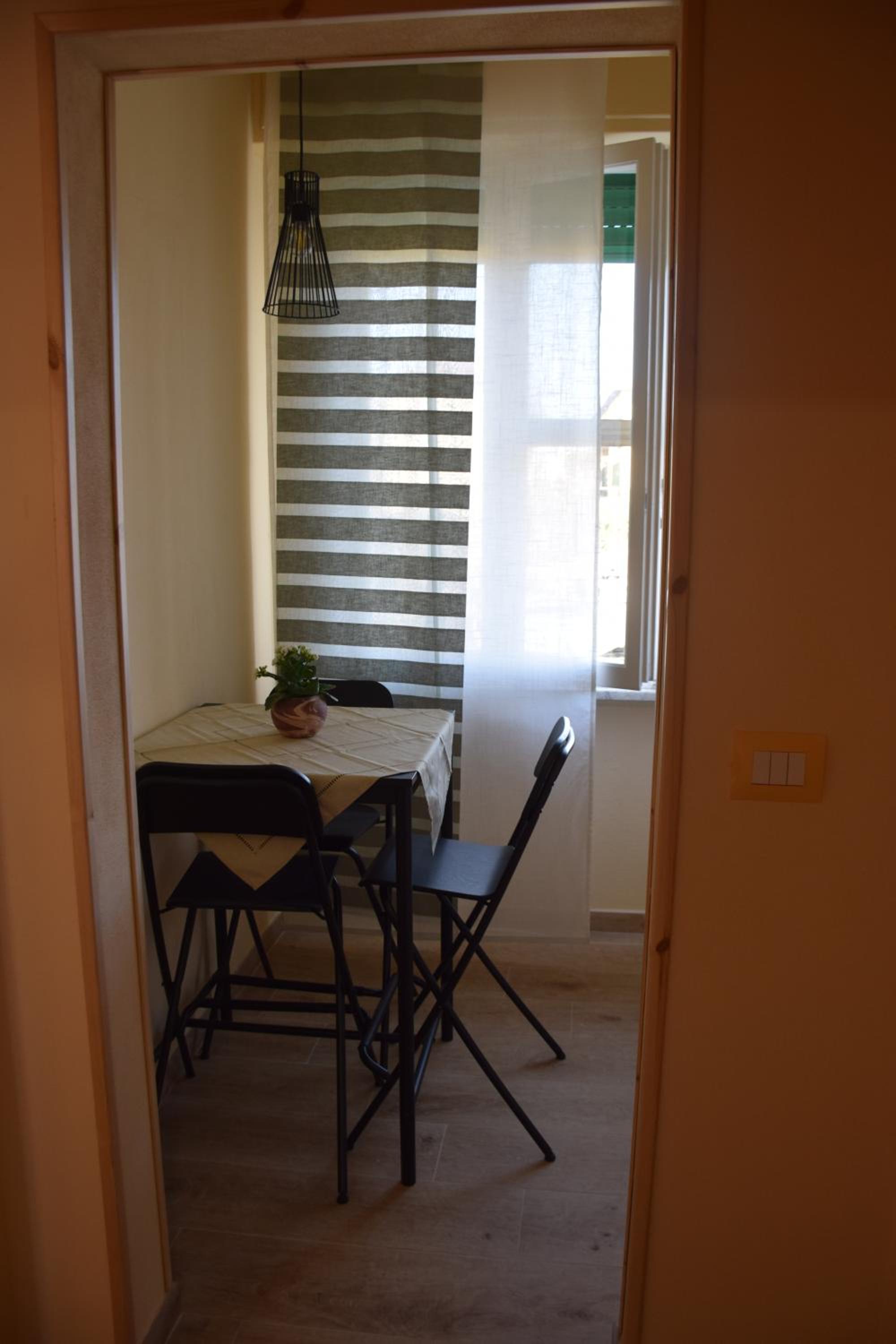 One-Bedroom Apartment photo 3