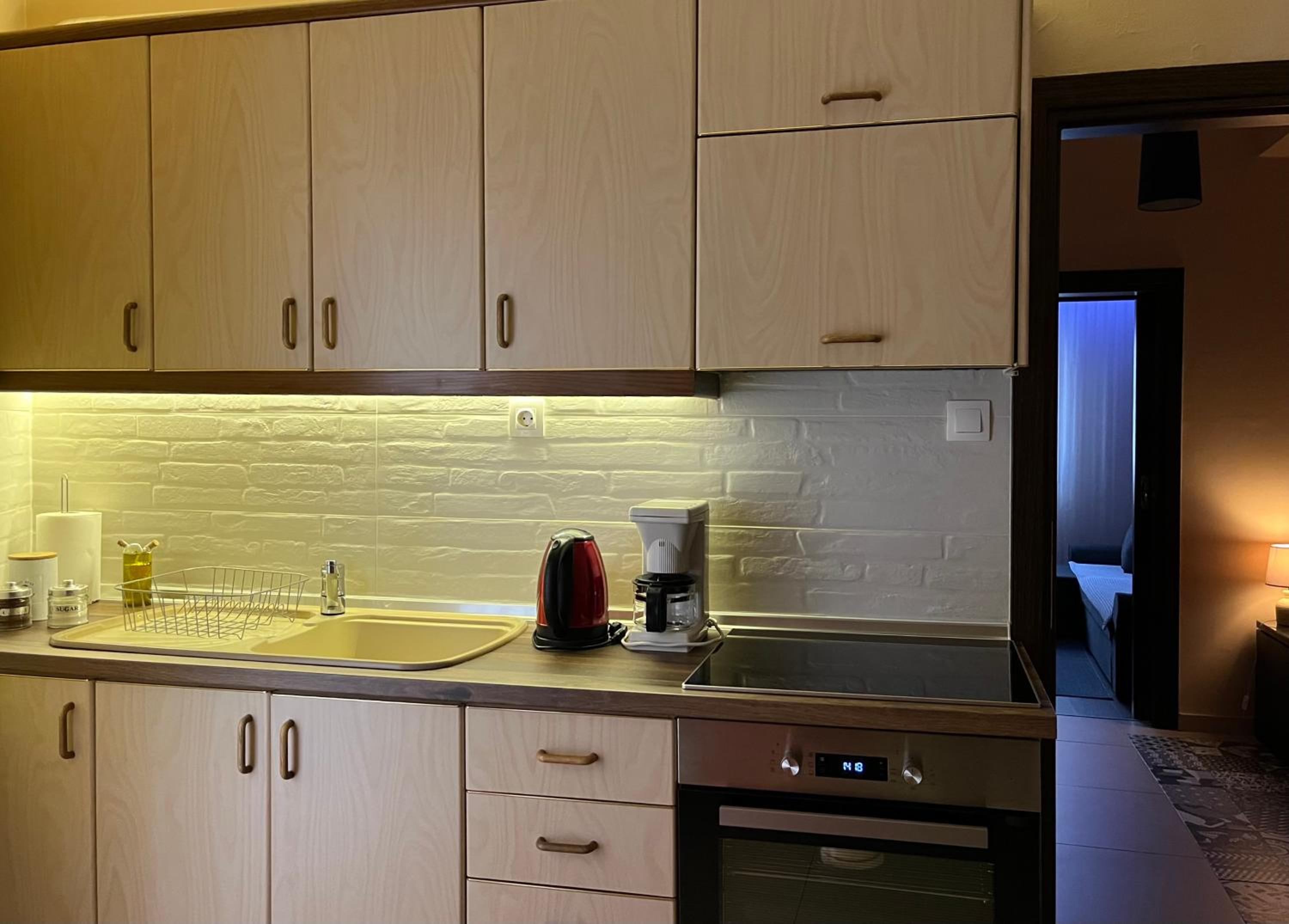 One-Bedroom Apartment - Photo 20