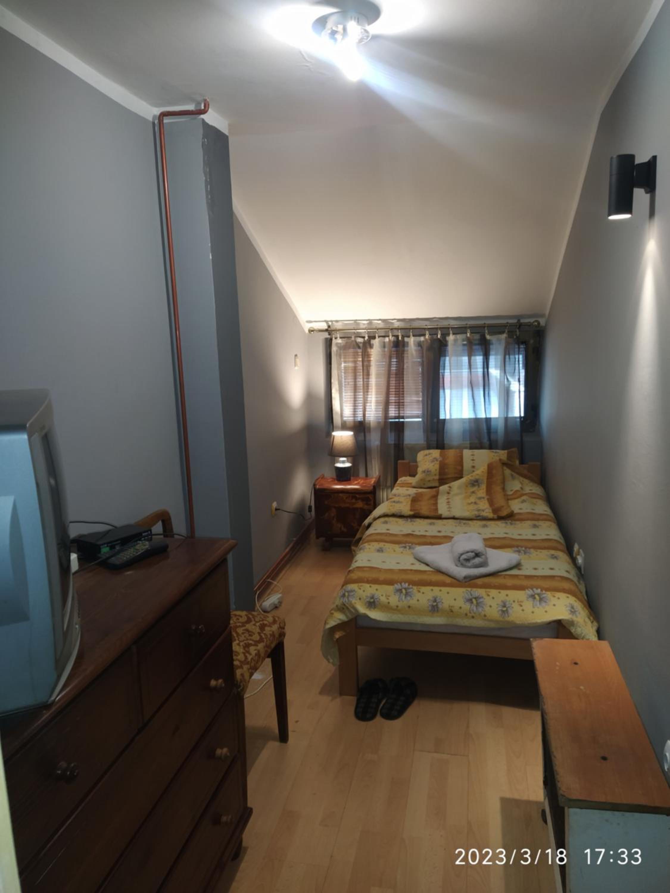 Single Room photo 1
