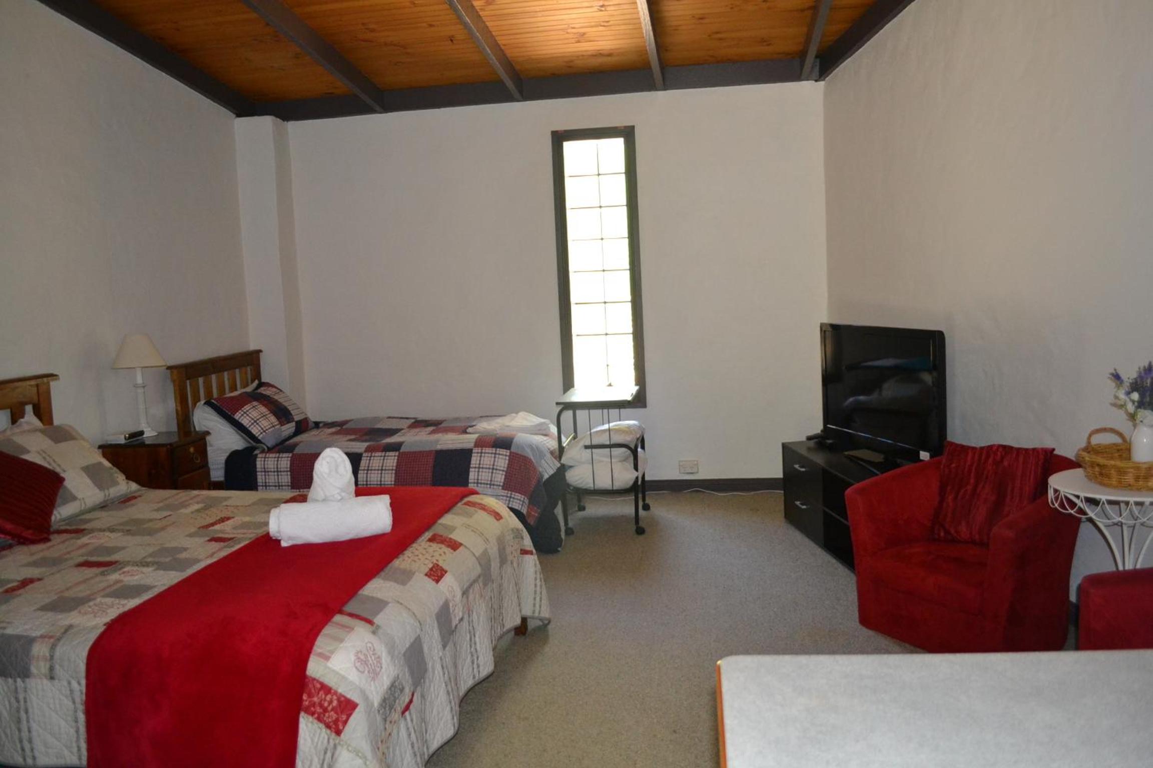 Family Room photo 3