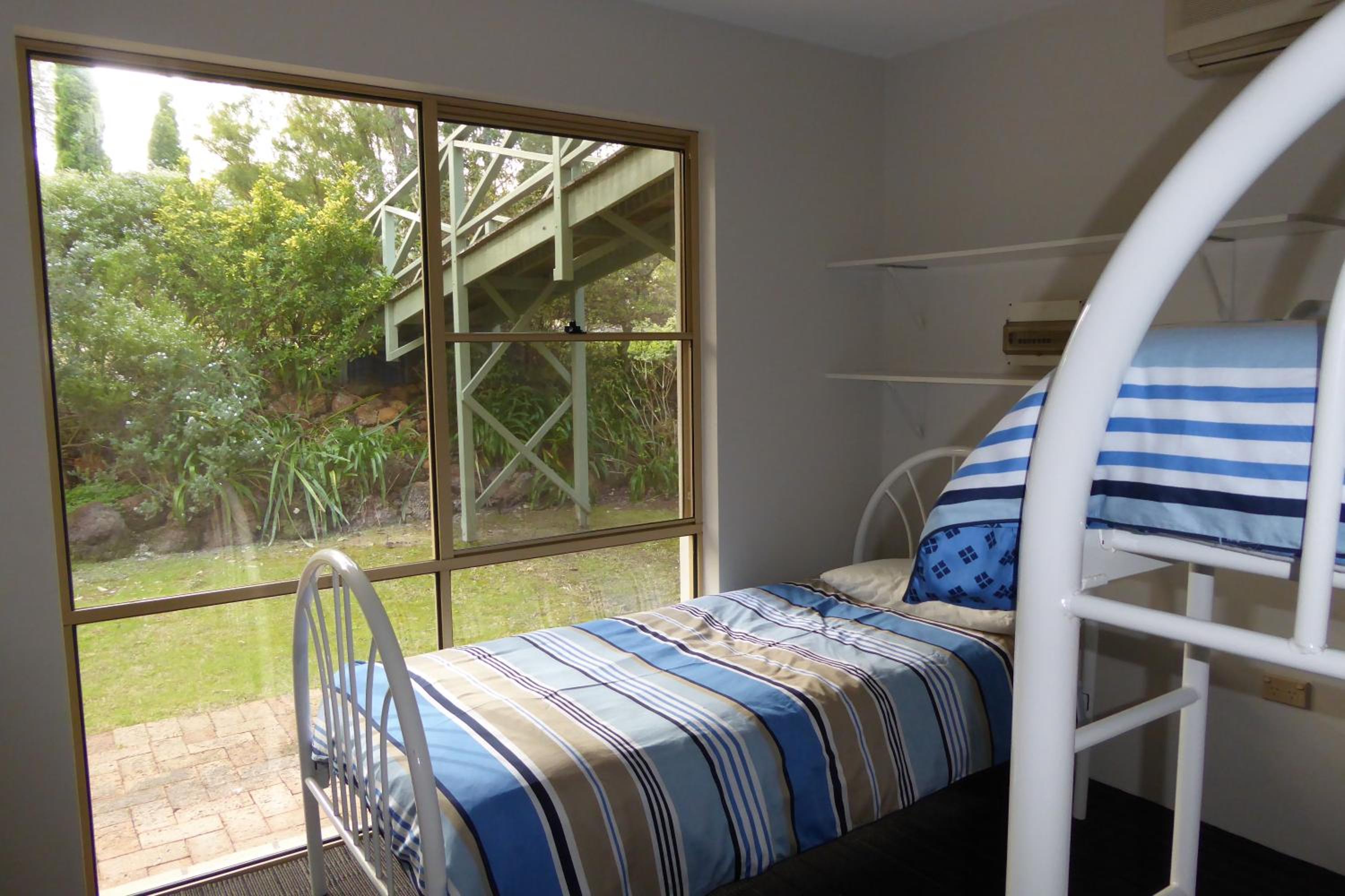Three-Bedroom Vacation Home  photo 2