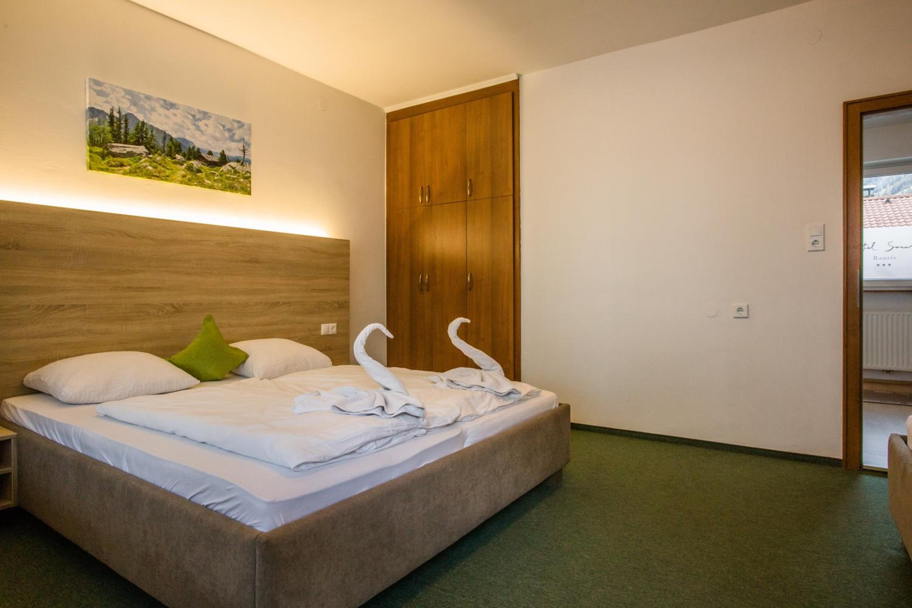 Apartment with Balcony - Photo 1