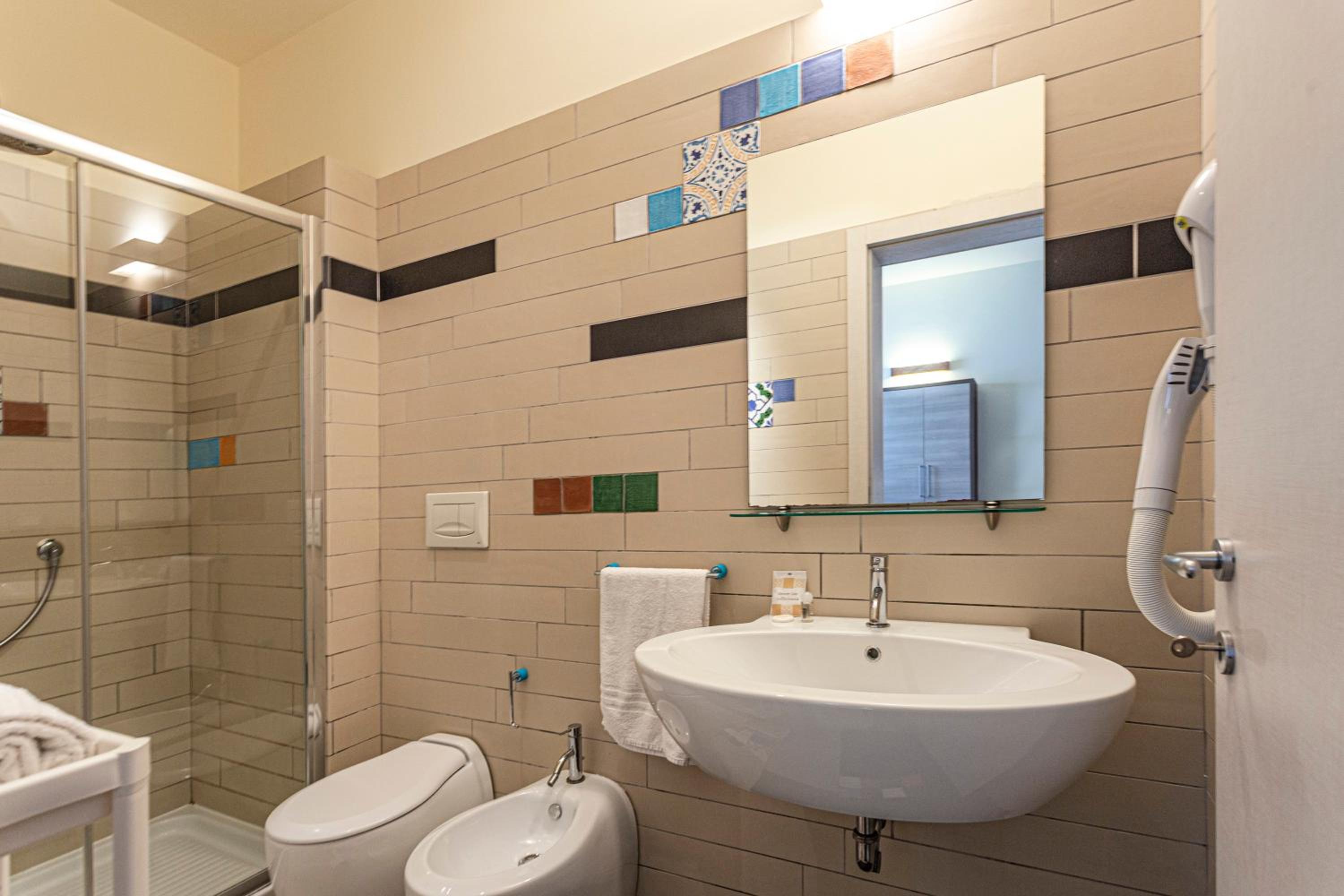 Double or Twin Room photo 2