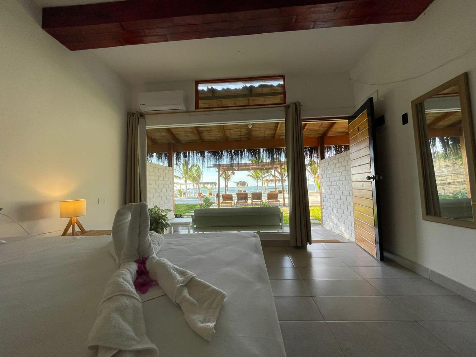 Deluxe Double Room With Sea View photo 2