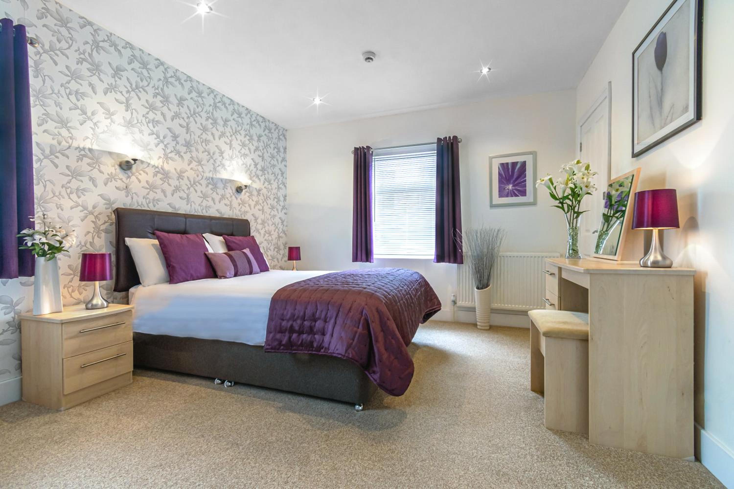 Large Deluxe Double Room with Shower - Room 8 photo 2