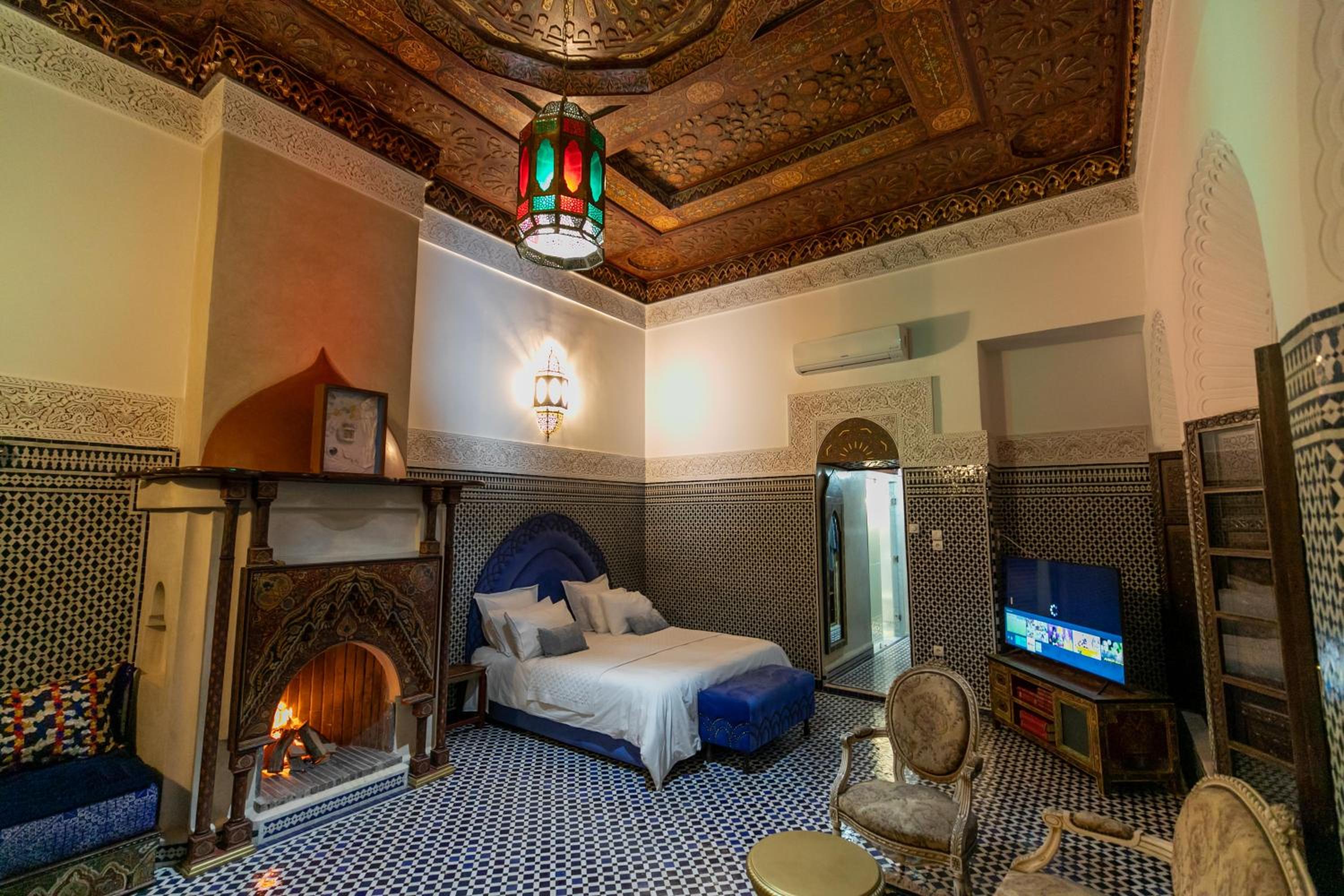 Queen Suite photo 2