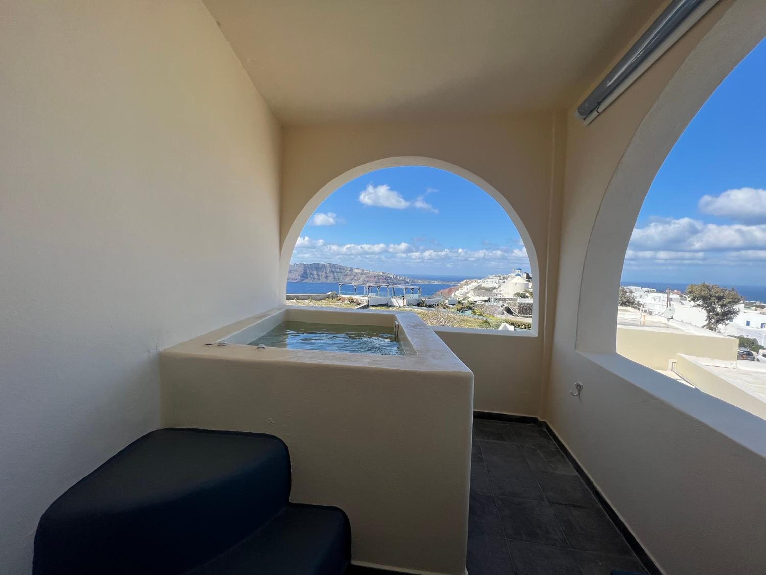 Superior Apartment with Hot Tub photo 2