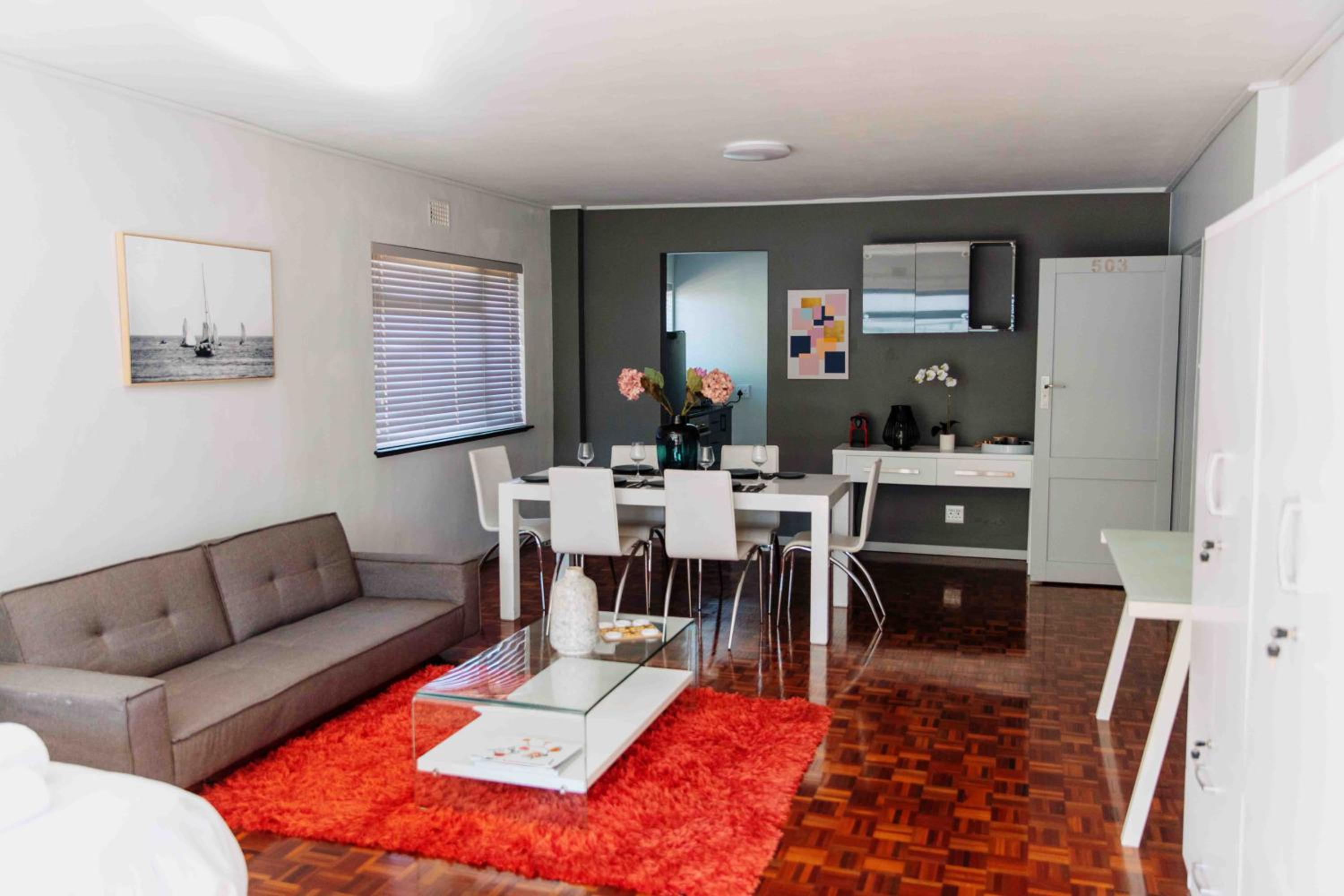 Family Studio - Photo 22