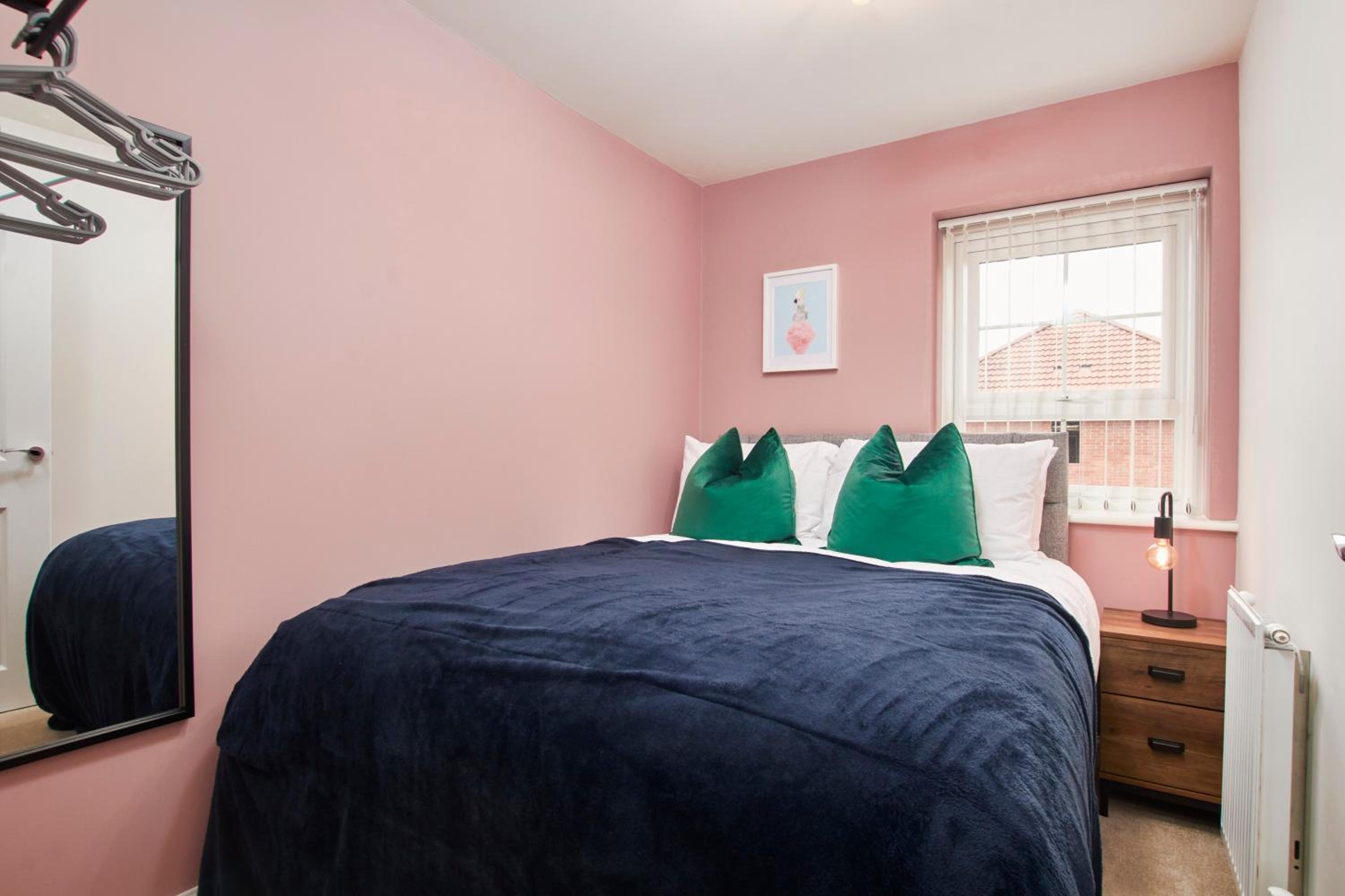 Three-Bedroom House photo 1