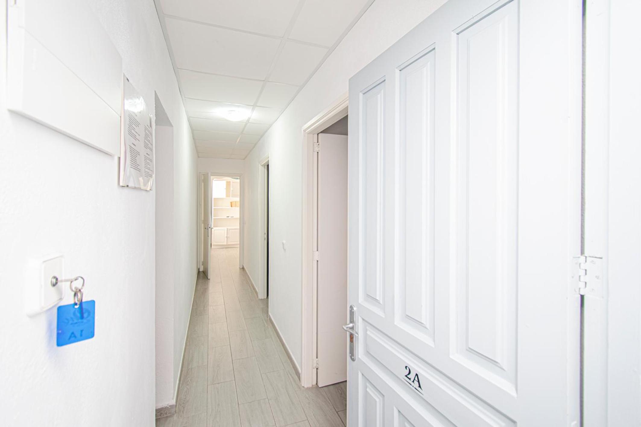Apartamento con Balcón