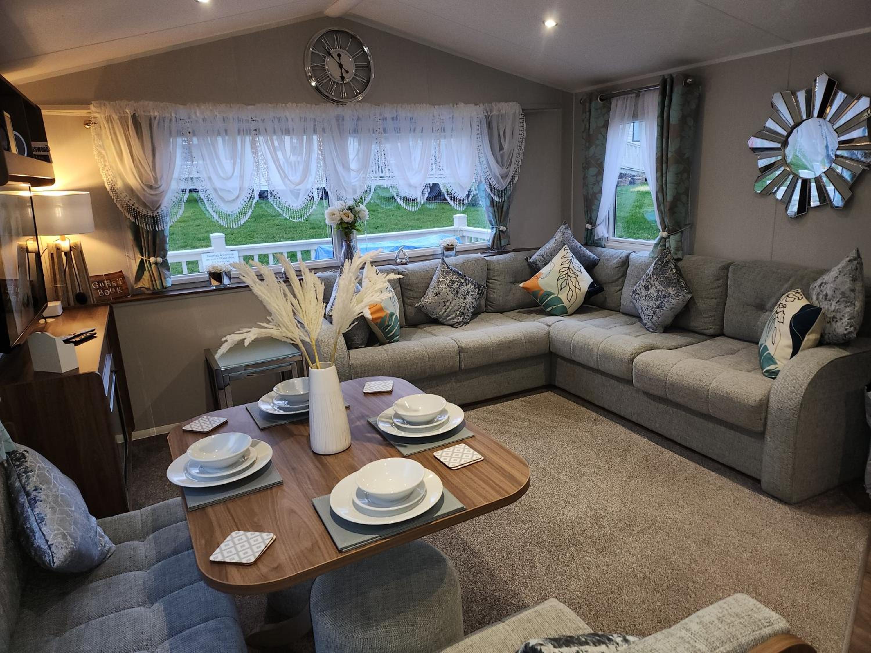 Caravan photo 2