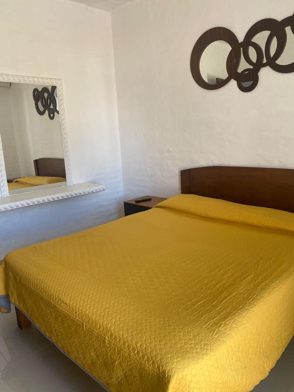 Two-Bedroom Apartment - Photo 3