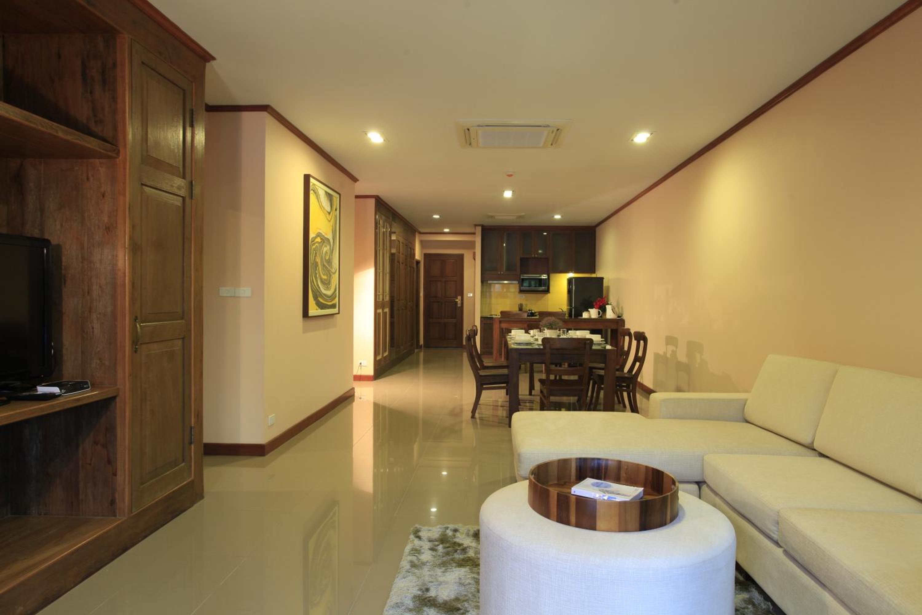 Superior Two-Bedroom Apartment - Photo 3