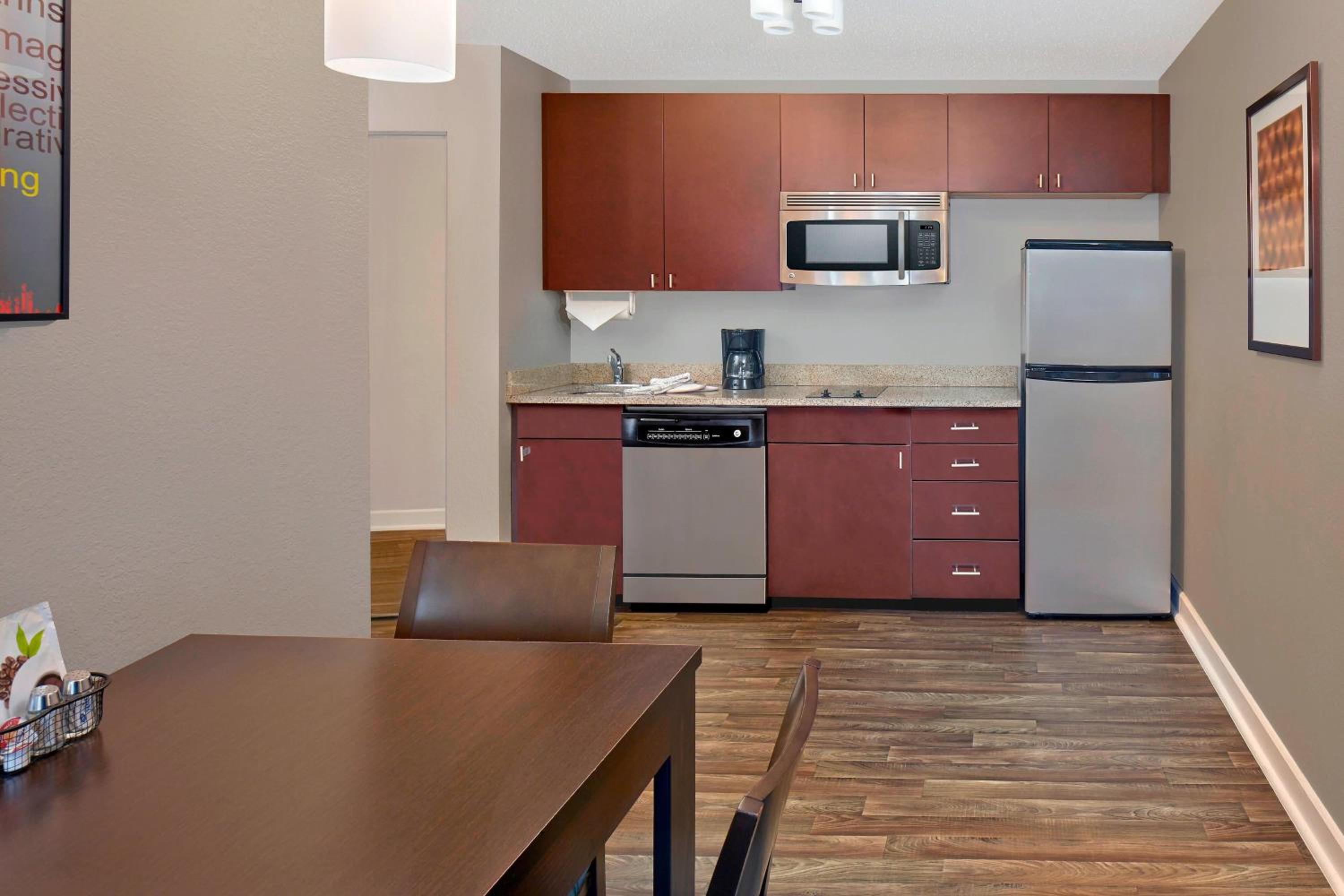  Two-Bedroom Suite - Photo 2