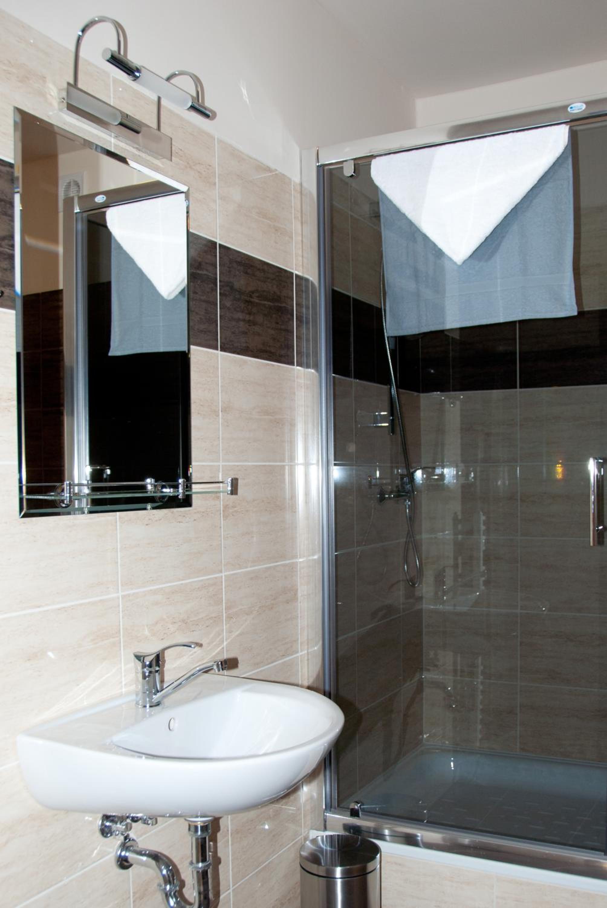 Economy Apartment (2 - 3 Adults) photo 3