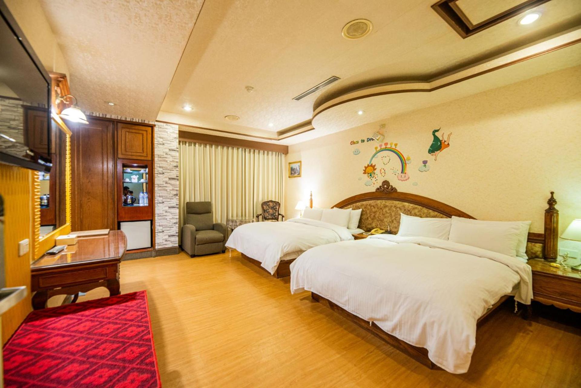 Standard Quadruple Room