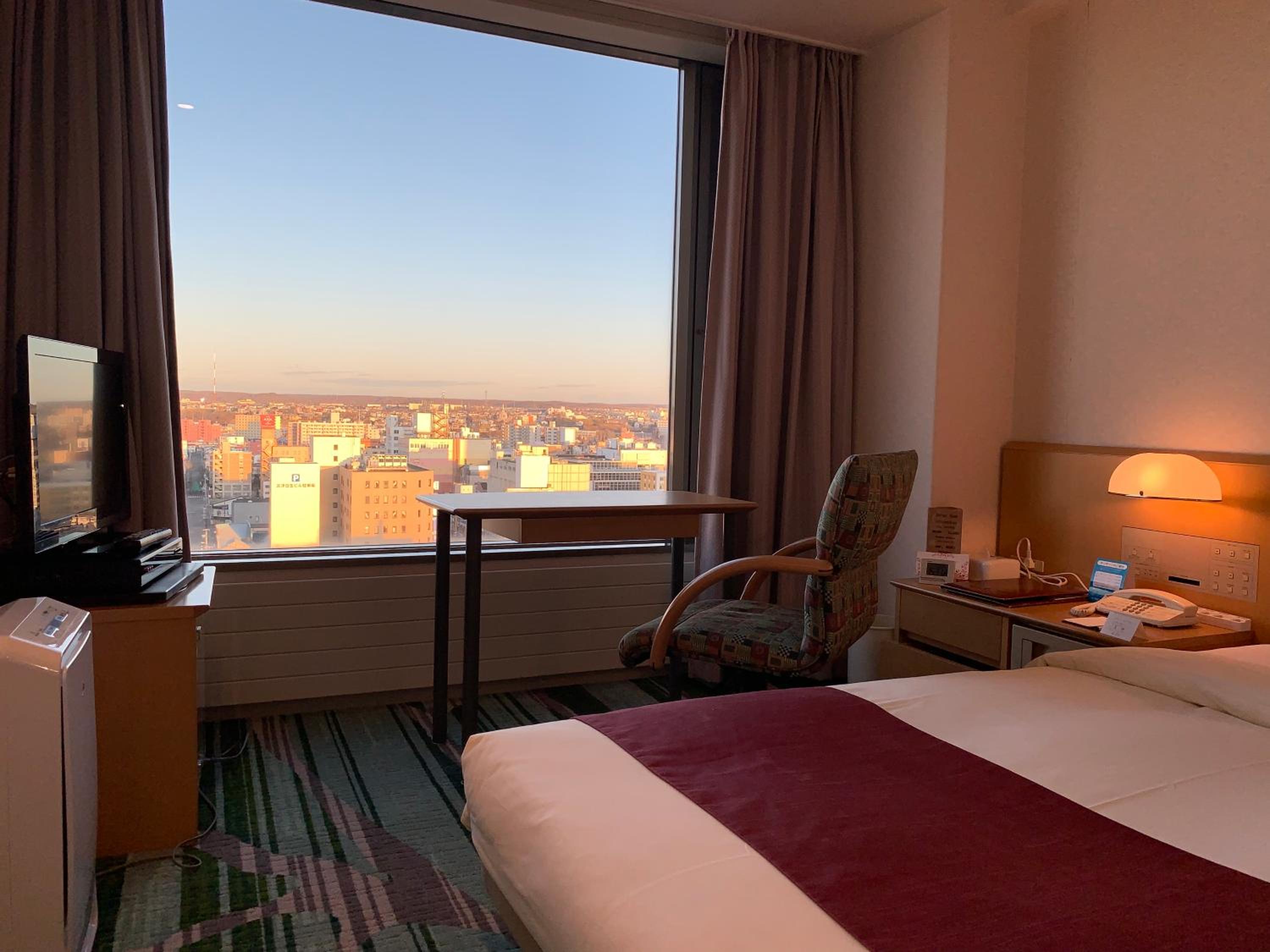Single Room - Non-Smoking - High Floor photo 1