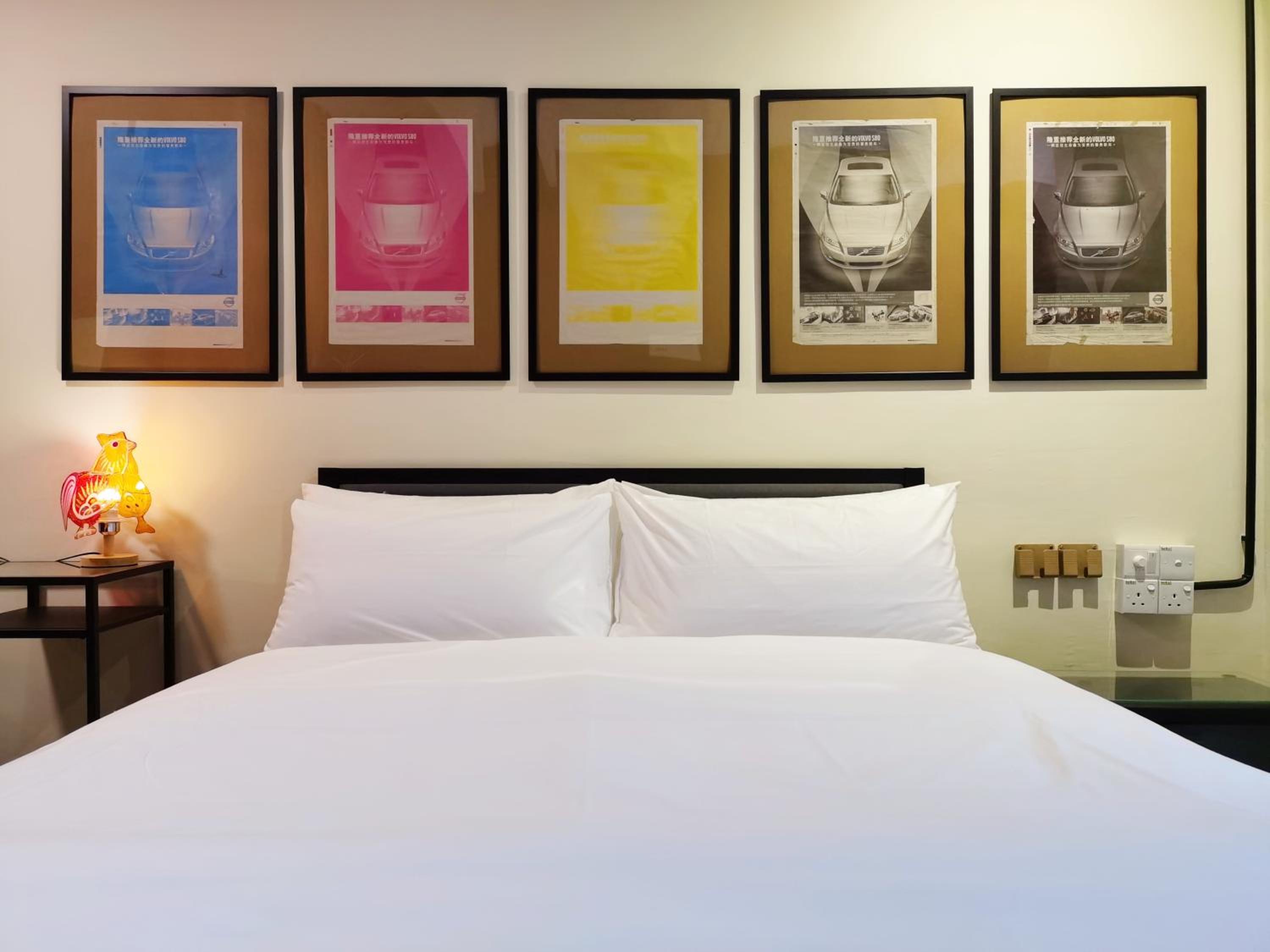 Standard Double Room with Shared Bathroom photo 2