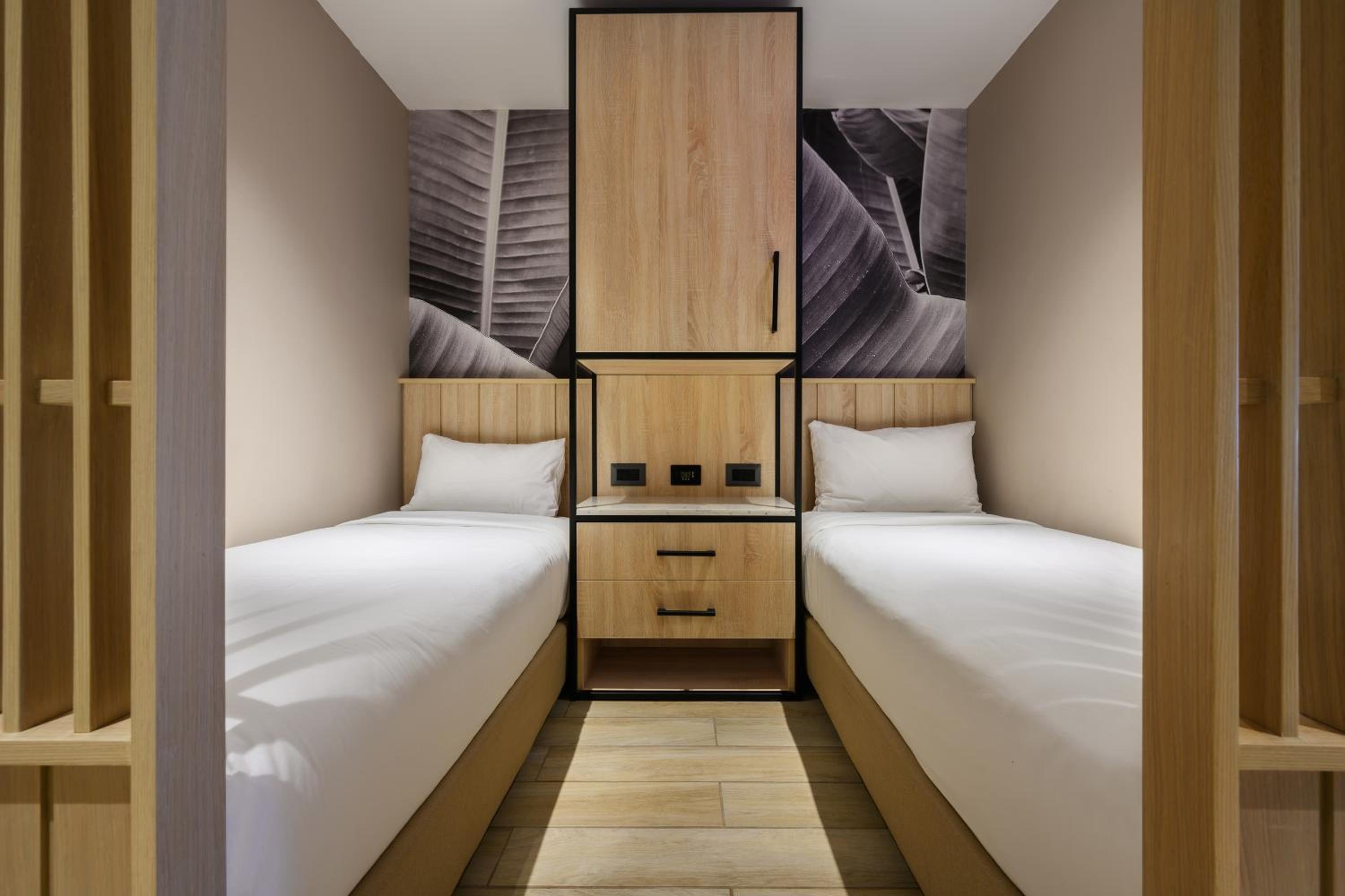 Family Suite with Pool Access