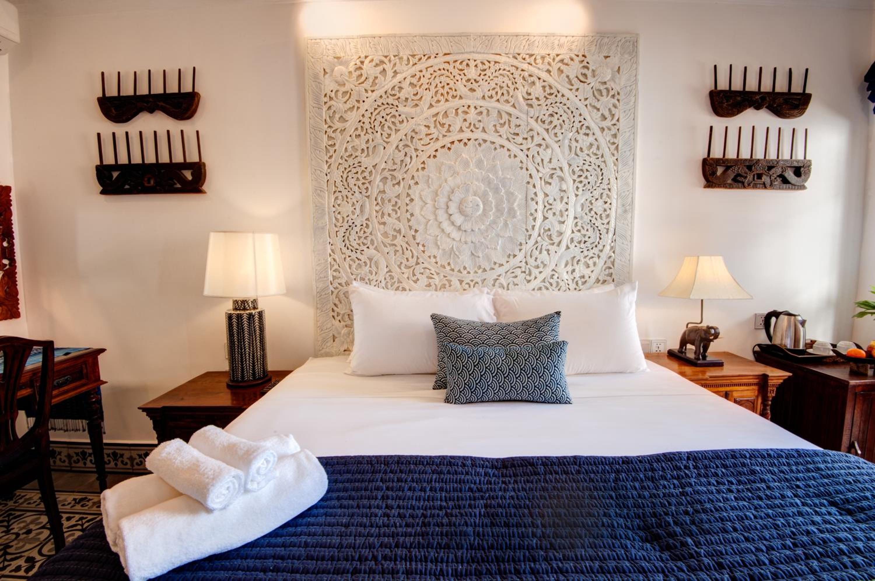 Queen Room with Balcony photo 2