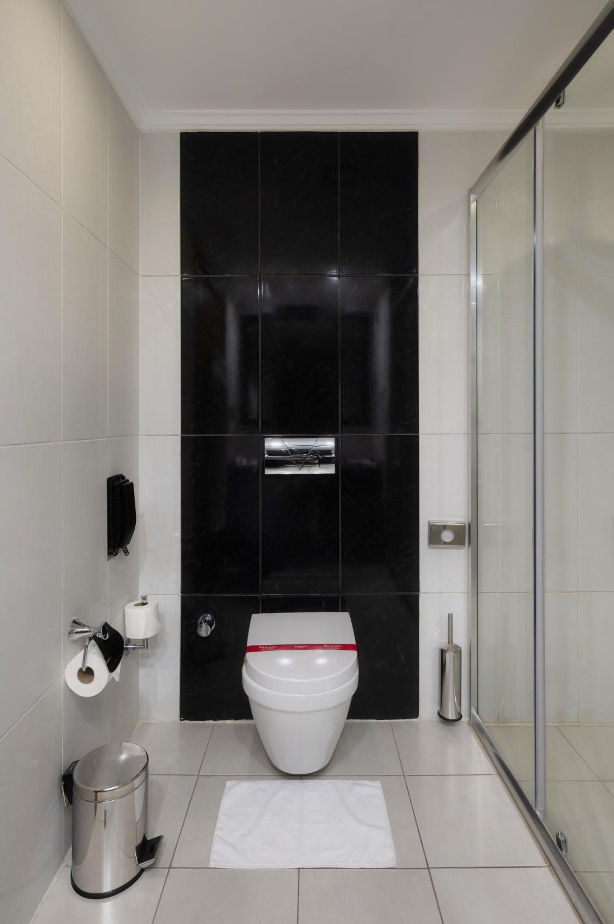 Twin Room - Non-Smoking - Photo 4