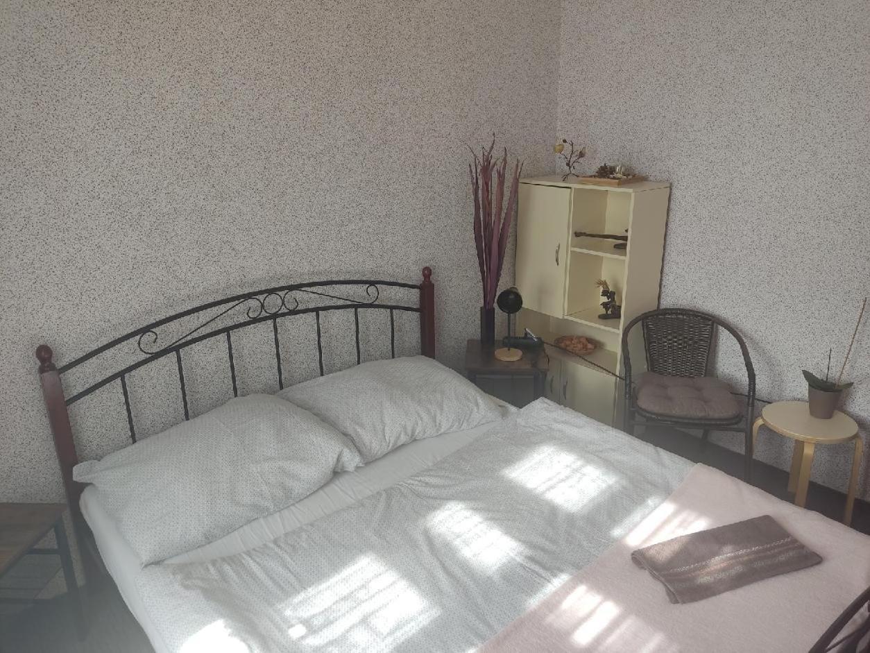 Triple Room with Bathroom photo 1