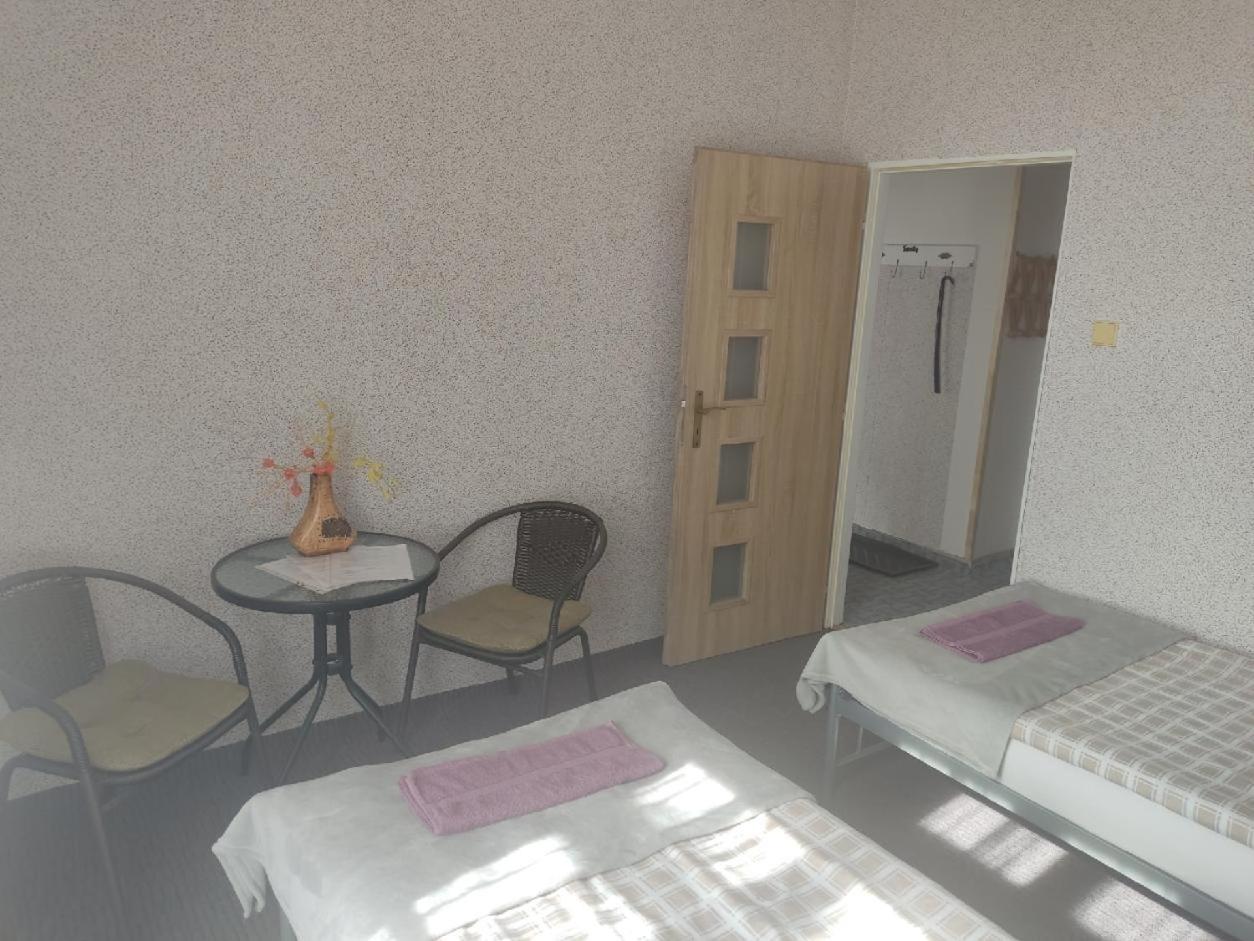 Triple Room with Bathroom photo 2