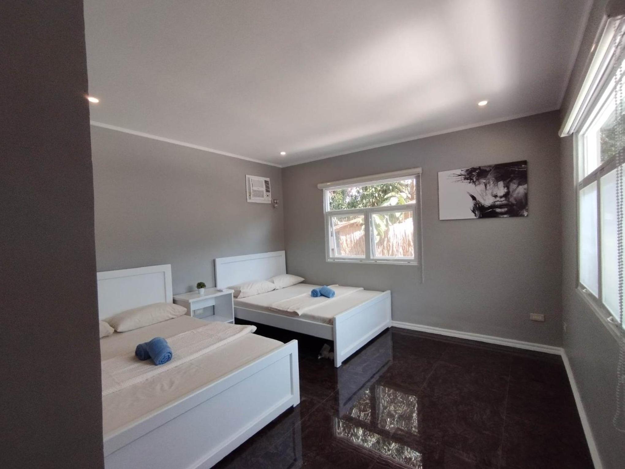 Double Room with Pool View photo 1