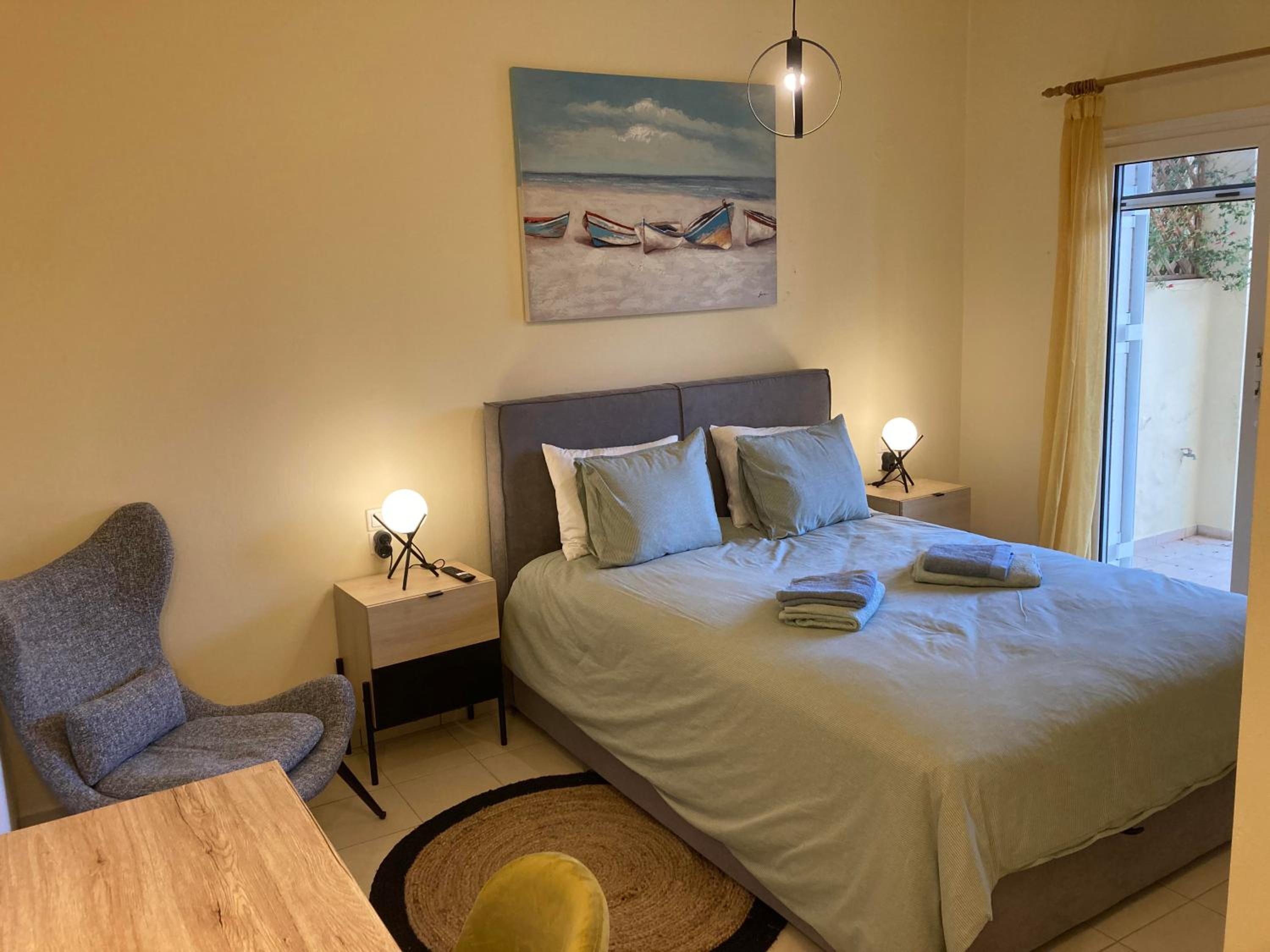 Three-Bedroom House photo 1