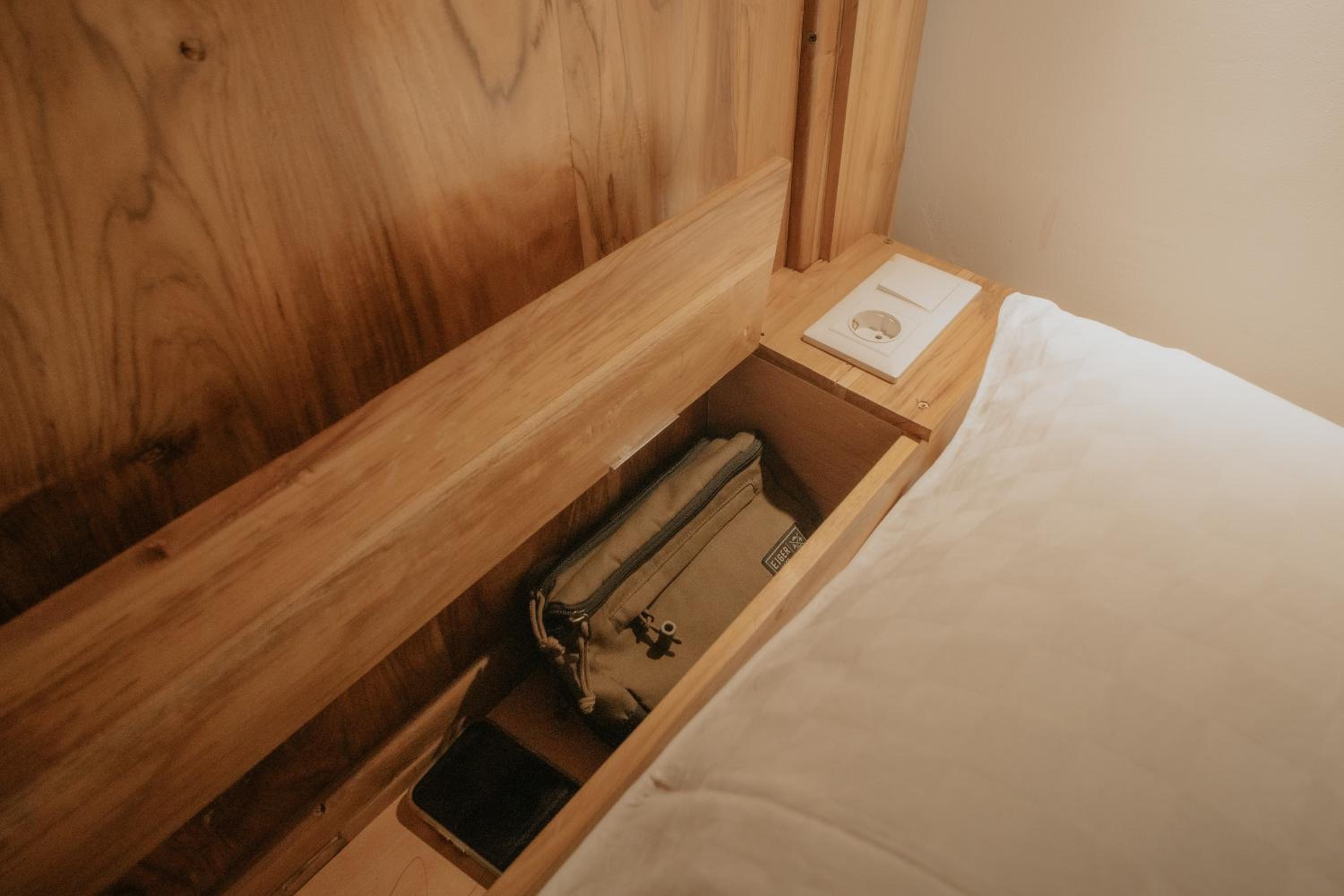 Bed In 6-Bed Mixed Dormitory Room photo 1