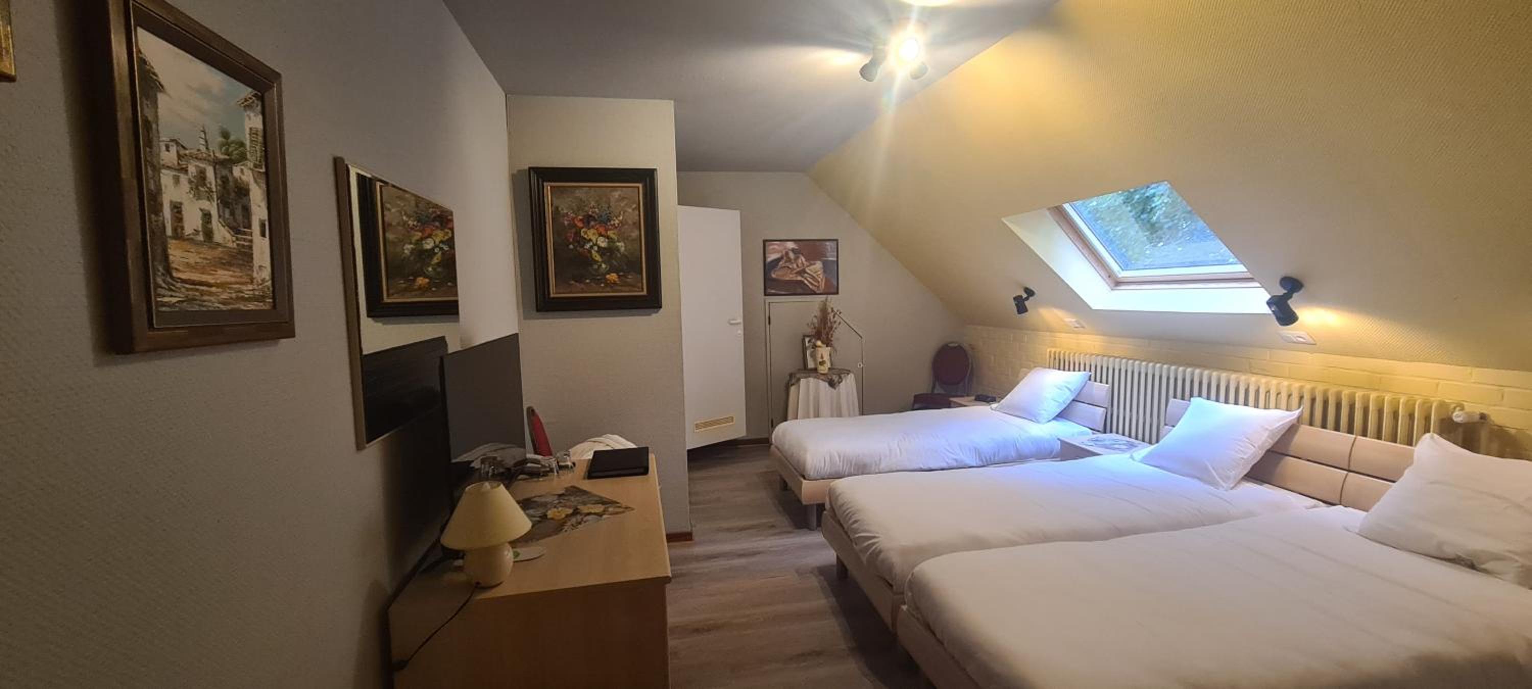 Classic Triple Room
