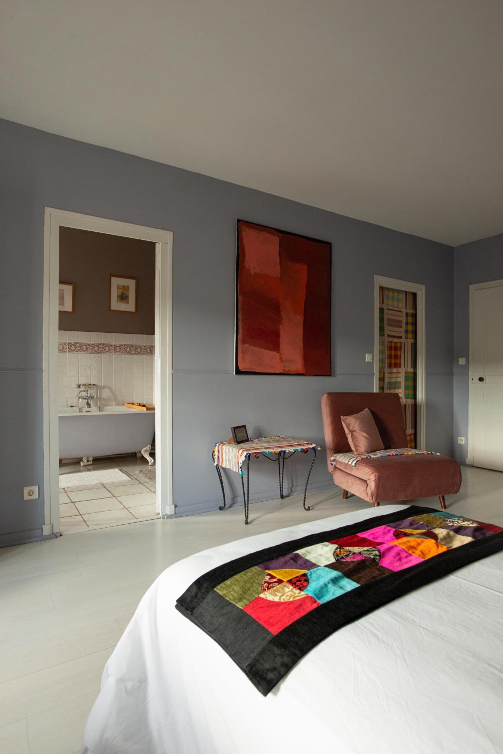 Triple Room with Private Bathroom - Photo 11
