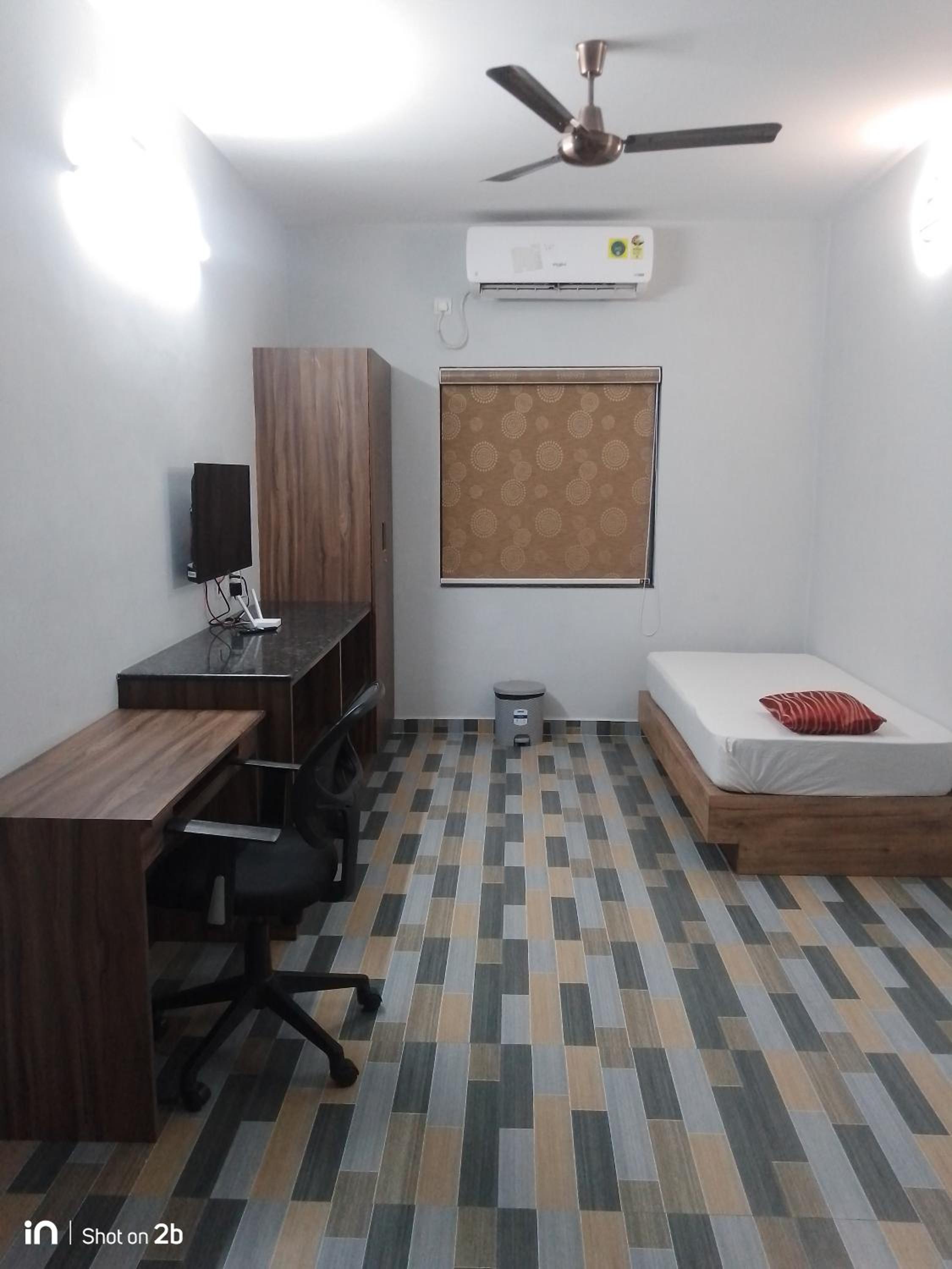 Two-Bedroom Apartment - Photo 38