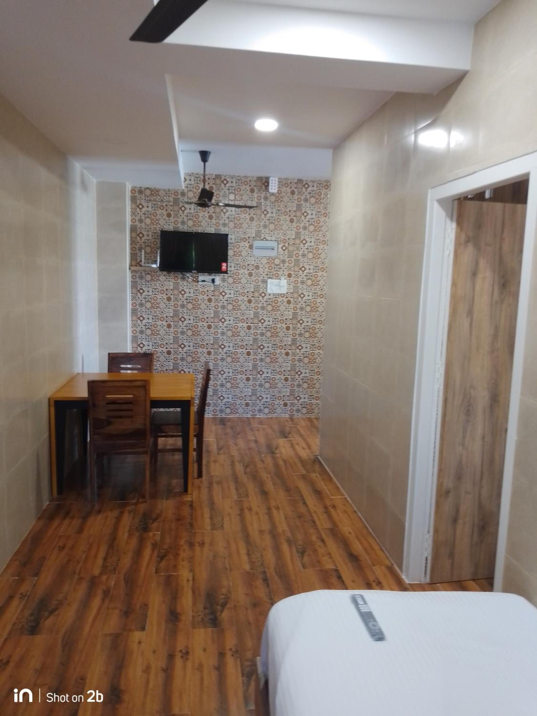 Two-Bedroom Apartment - Photo 35